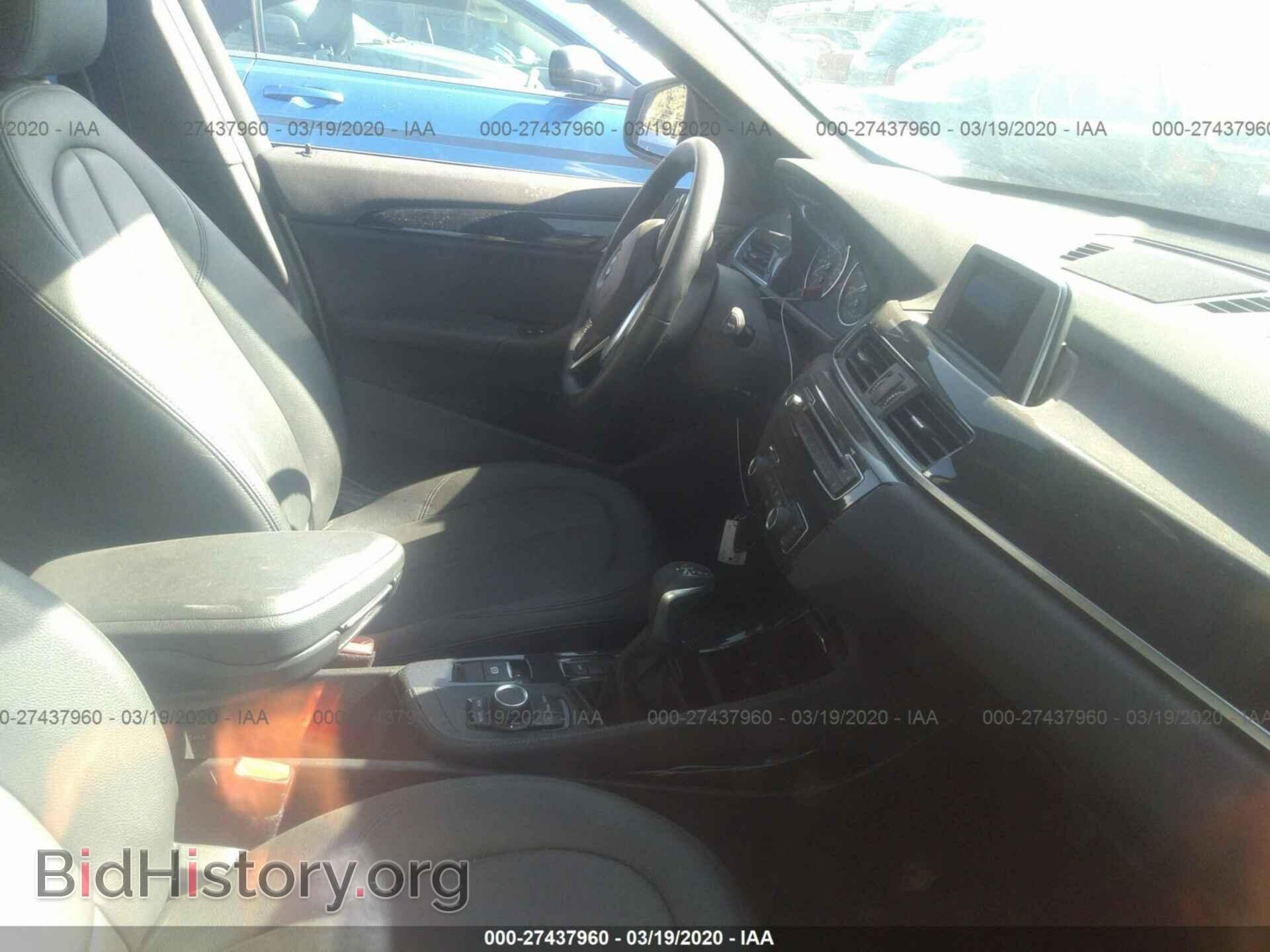 2016 BMW X1 - VIN: WBXHT3C38G5E47681 - Фото 5