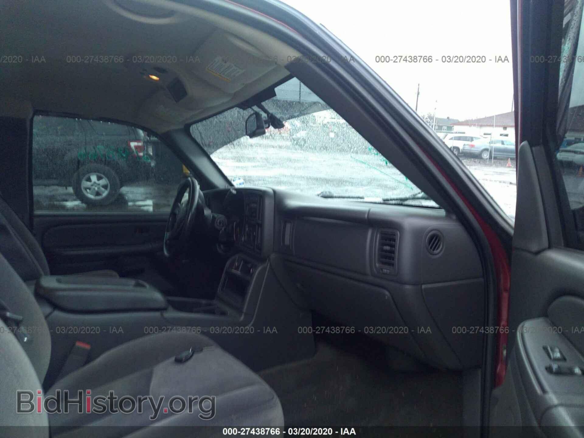 2005 GMC NEW SIERRA - VIN: 2GTEK19B951123320 - Фото 5