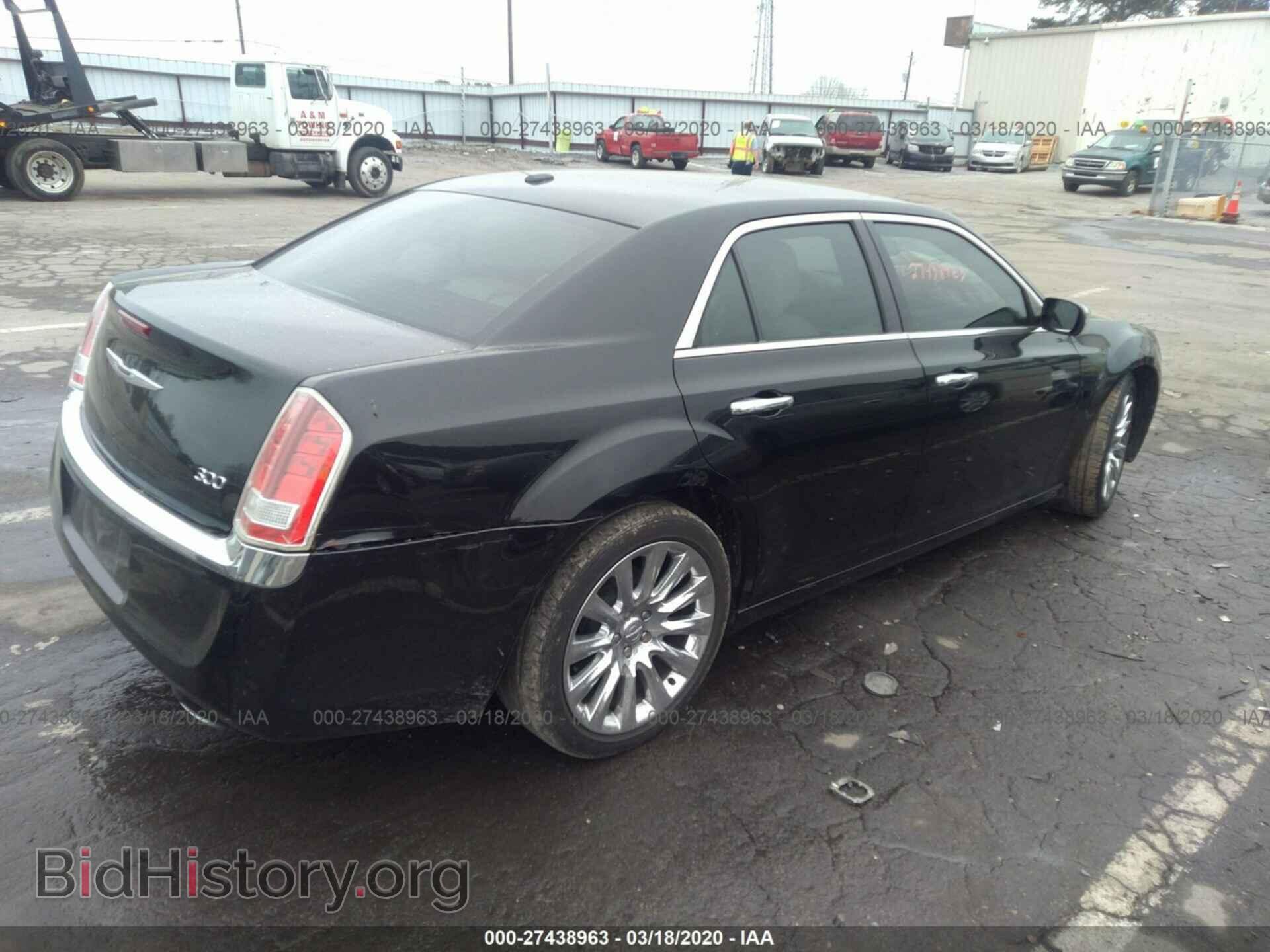 2014 CHRYSLER 300 - VIN: 2C3CCAAG1EH343445 - Фото 4