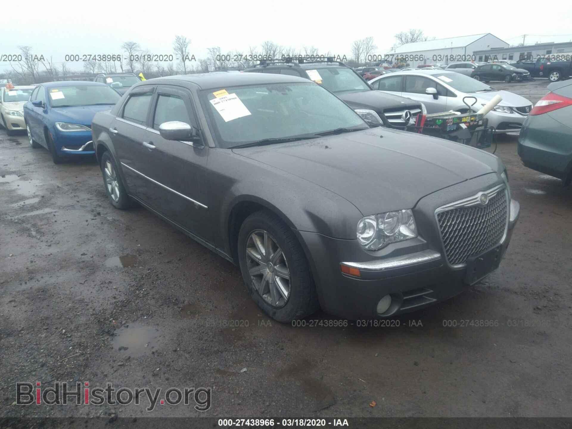 Фотография 2C3CA6CT0AH151991 - CHRYSLER 300C 2010