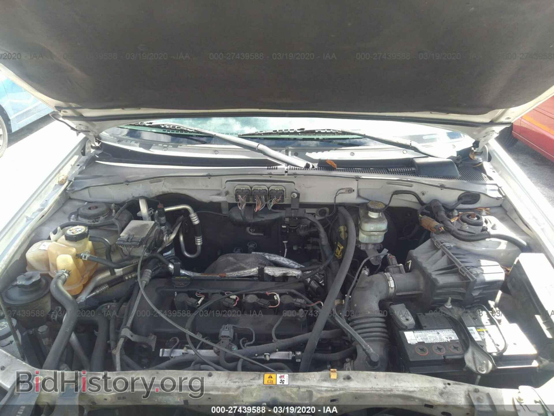 2006 MAZDA TRIBUTE - VIN: 4F2YZ02Z16KM33232 - Фото 10