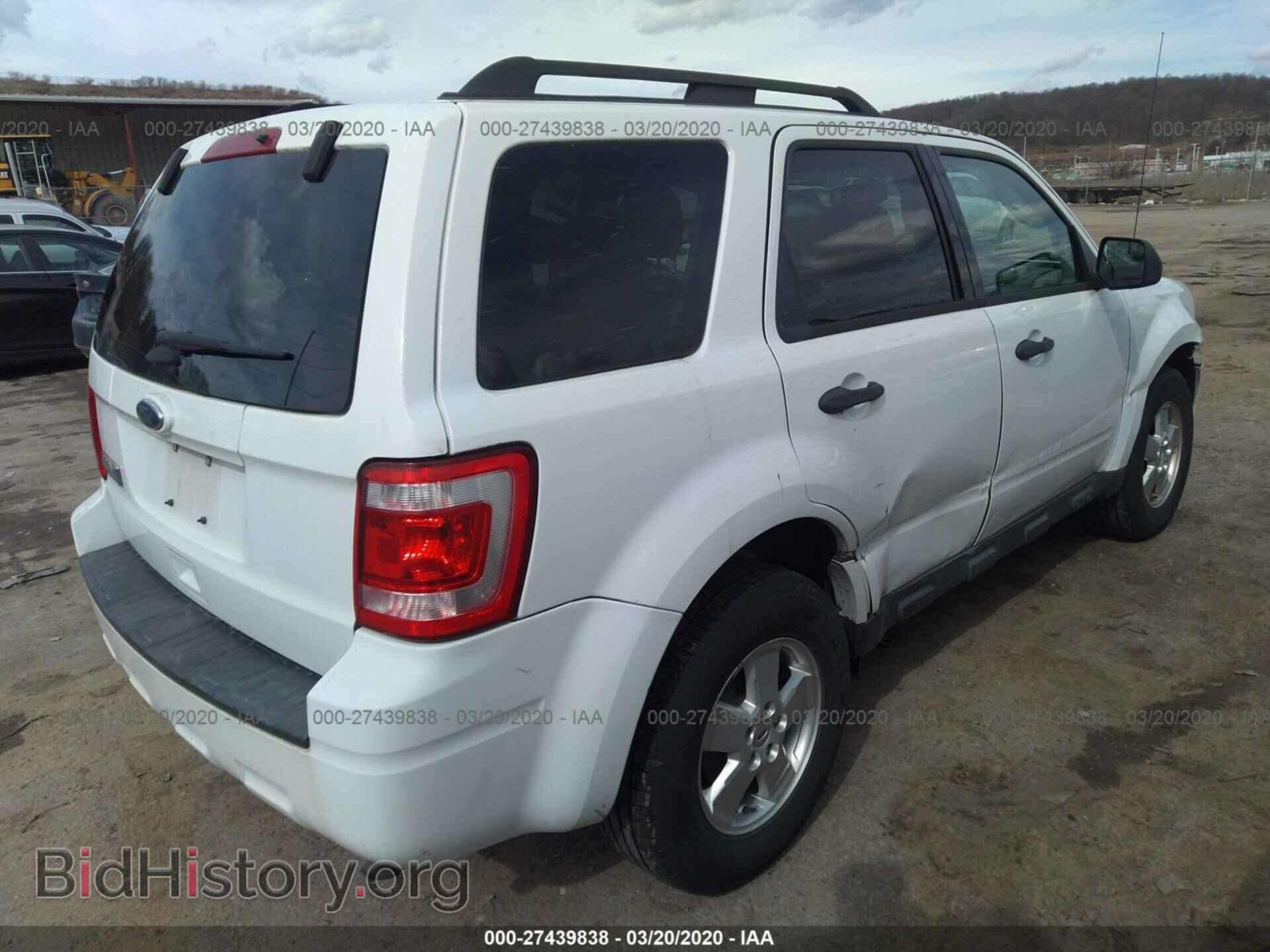2011 FORD ESCAPE - VIN: 1FMCU9D77BKB99452 - Фото 4