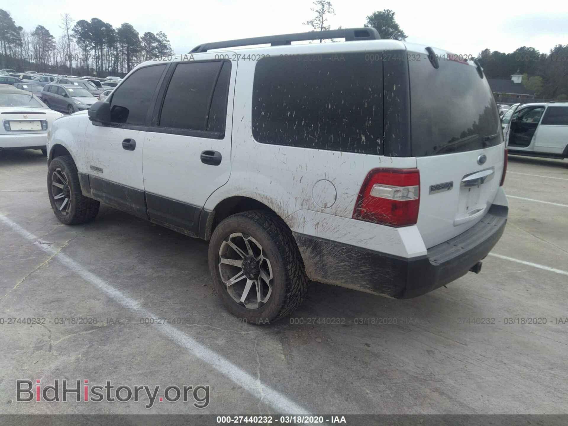 2007 FORD EXPEDITION - VIN: 1FMFU16597LA74822 - Фото 3