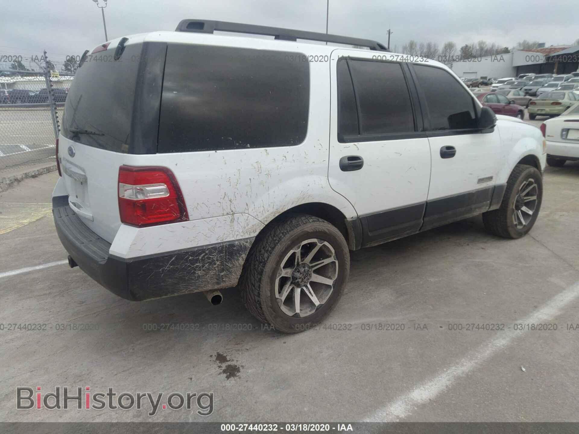 2007 FORD EXPEDITION - VIN: 1FMFU16597LA74822 - Фото 4