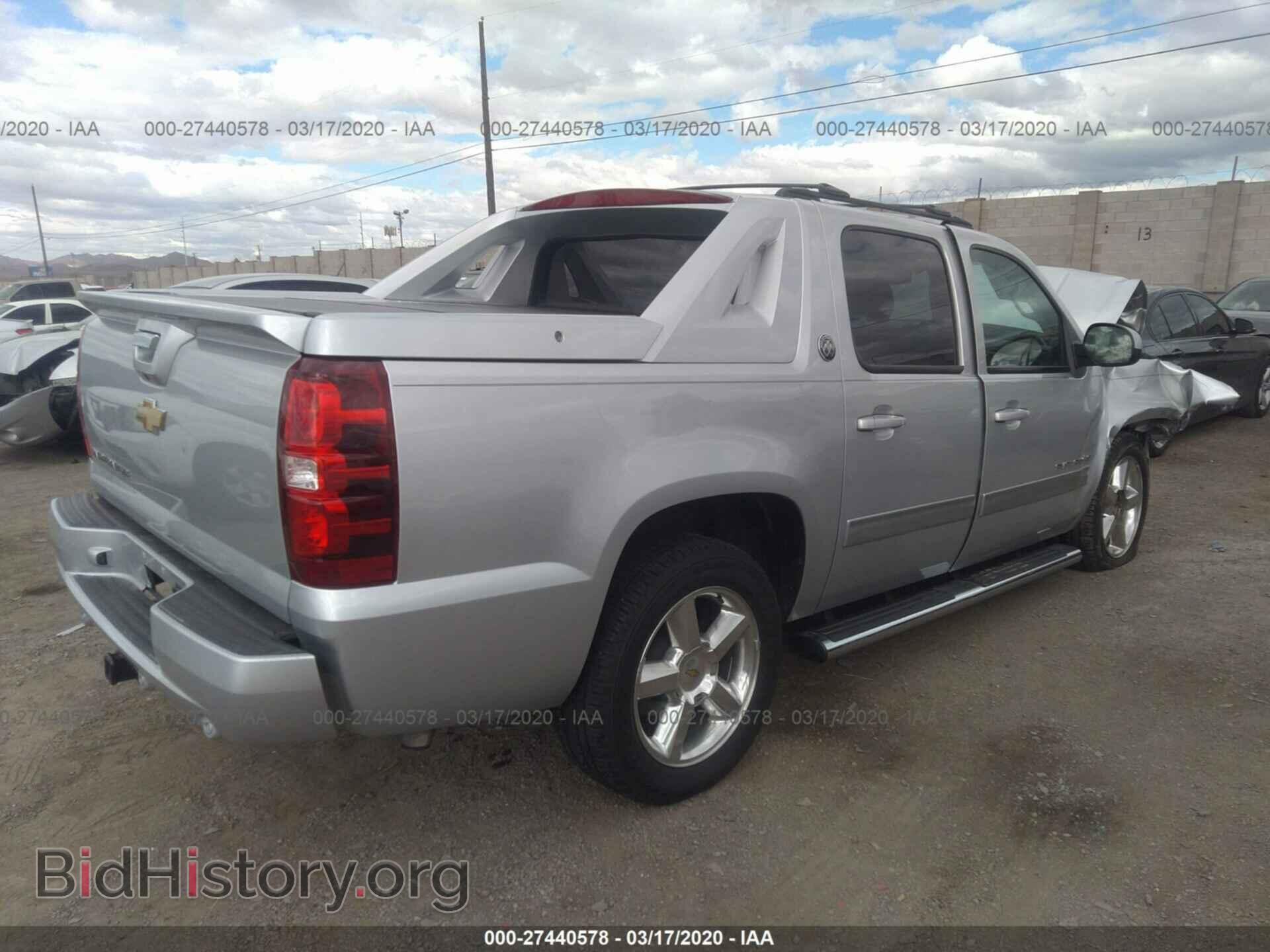 2013 CHEVROLET AVALANCHE - VIN: 3GNMCEE04DG370603 - Фото 4