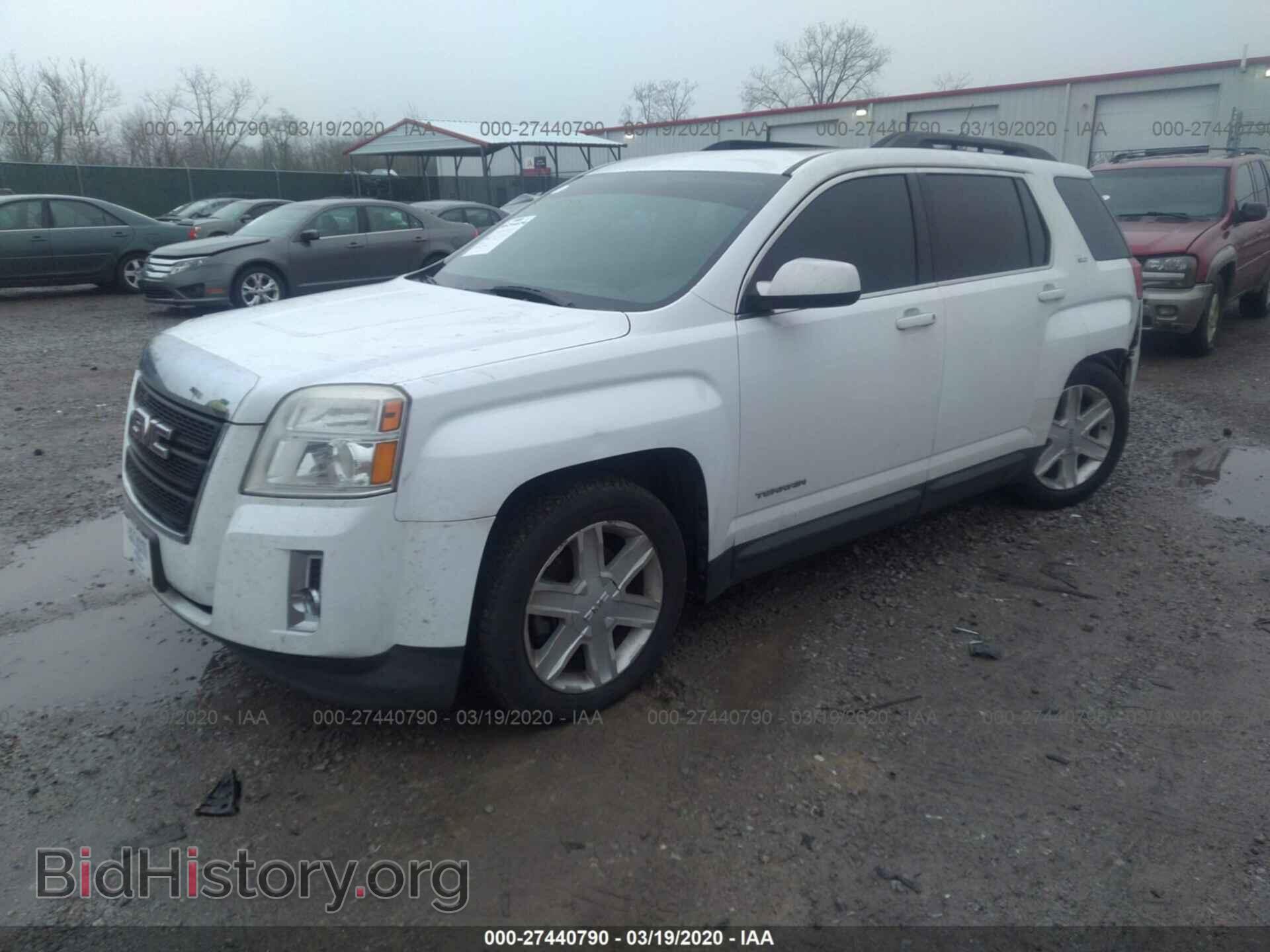 2011 GMC TERRAIN - VIN: 2CTFLVEC0B6244909 - Фото 2