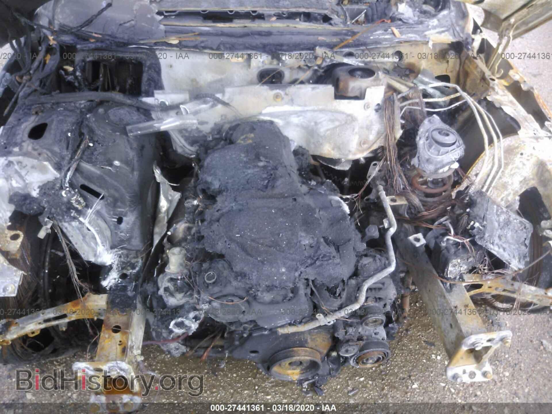 2017 AUDI A4 - VIN: WAUGNAF46HN011323 - Фото 10