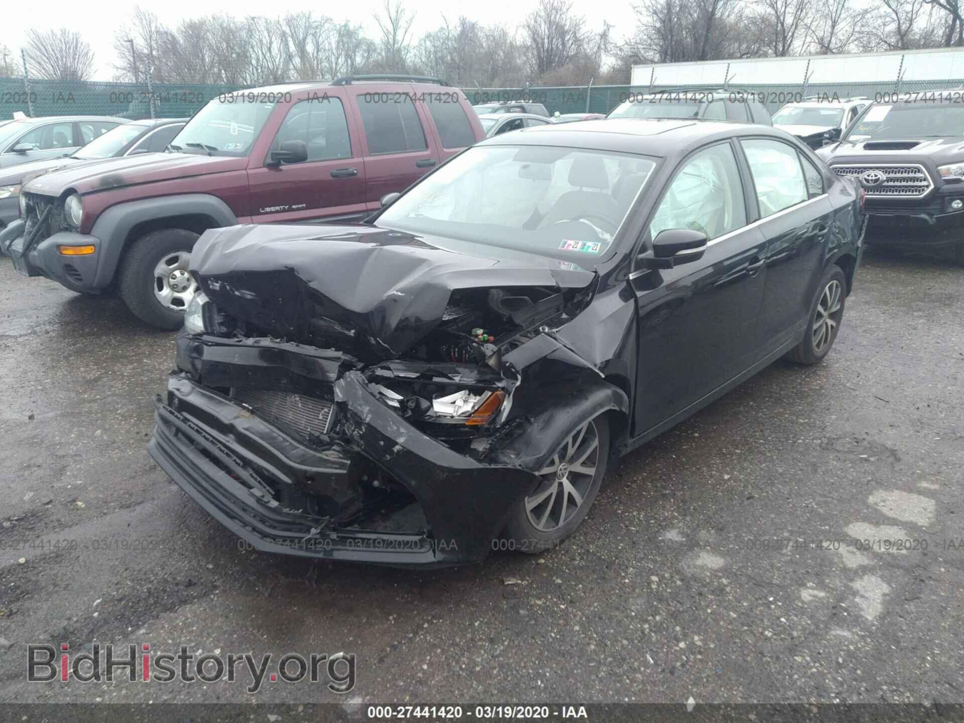 2017 VOLKSWAGEN JETTA - VIN: 3VWDB7AJ8HM247638 - Фото 2