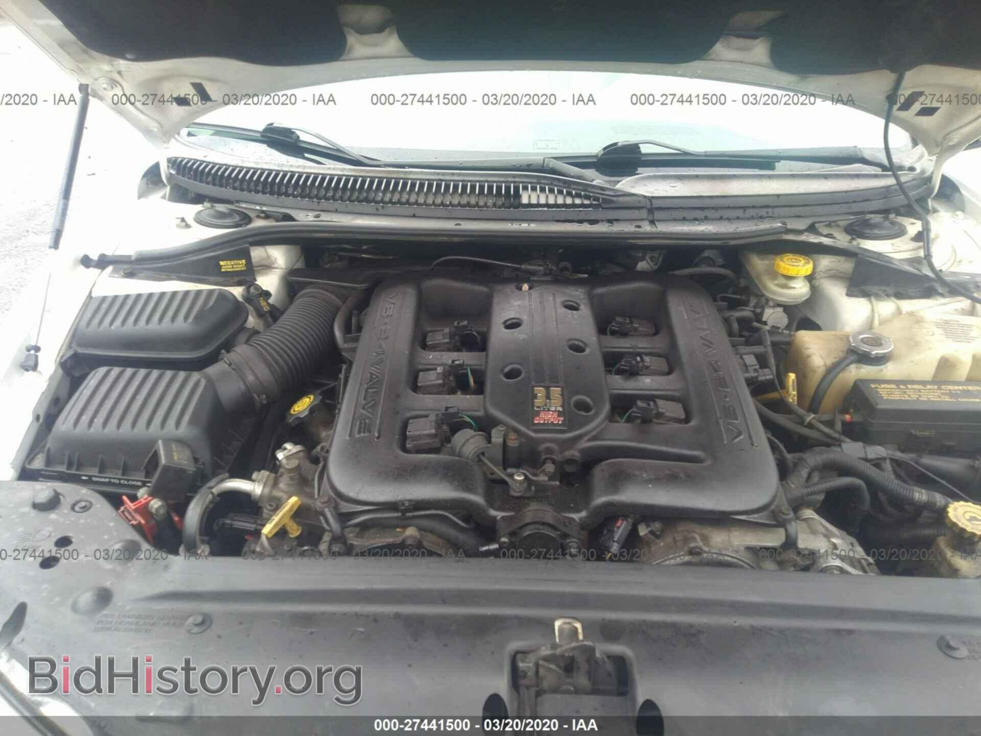 2000 CHRYSLER 300M - VIN: 2C3HE66G5YH353485 - Photo 10