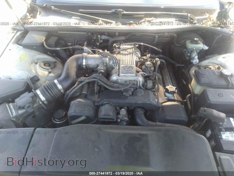 1992 Lexus LS (VIN JT8UF11E0N0101562) — фото 10 из 11