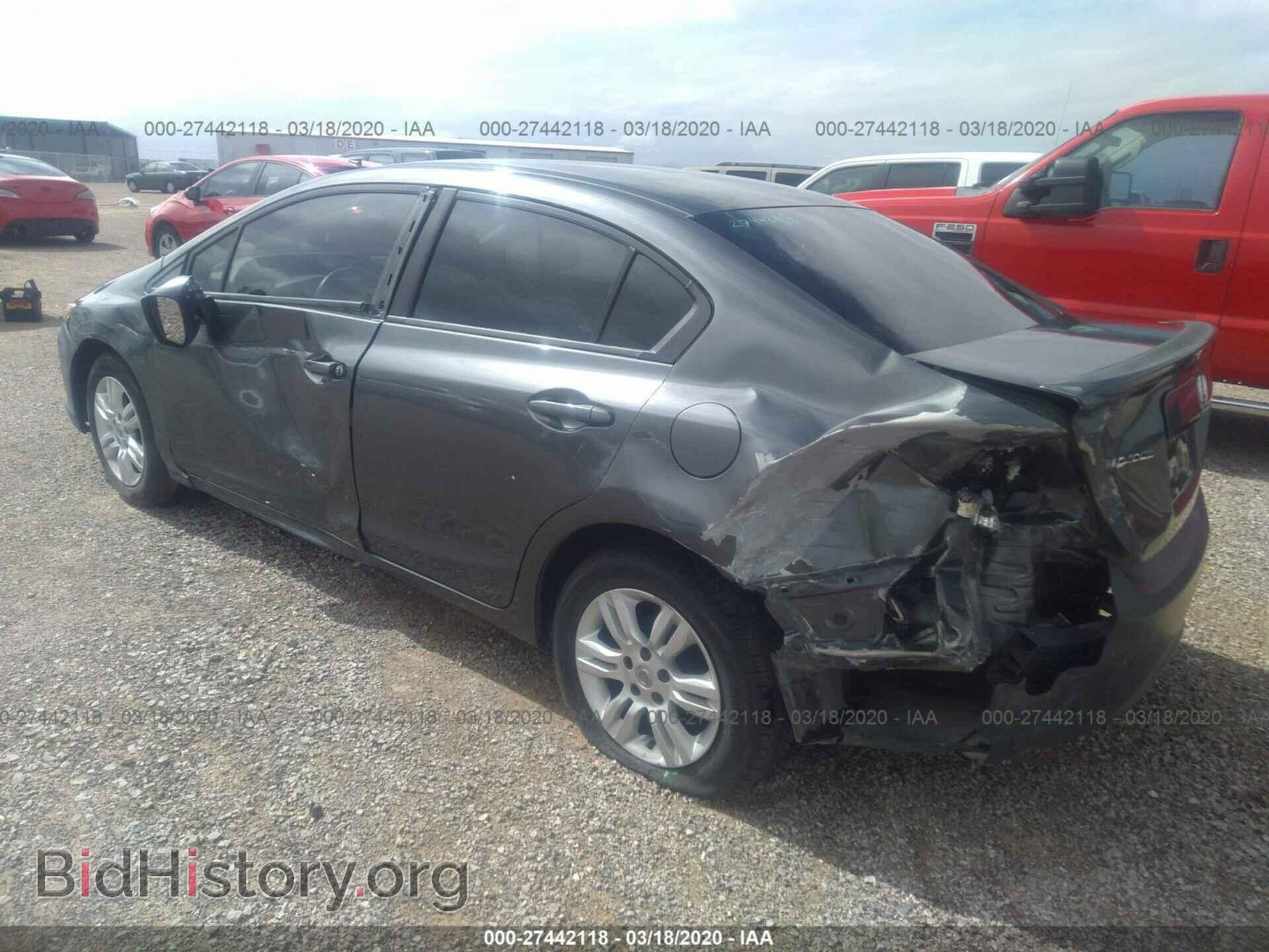 2012 HONDA CIVIC - VIN: 2HGFB2F68CH590378 - Фото 3