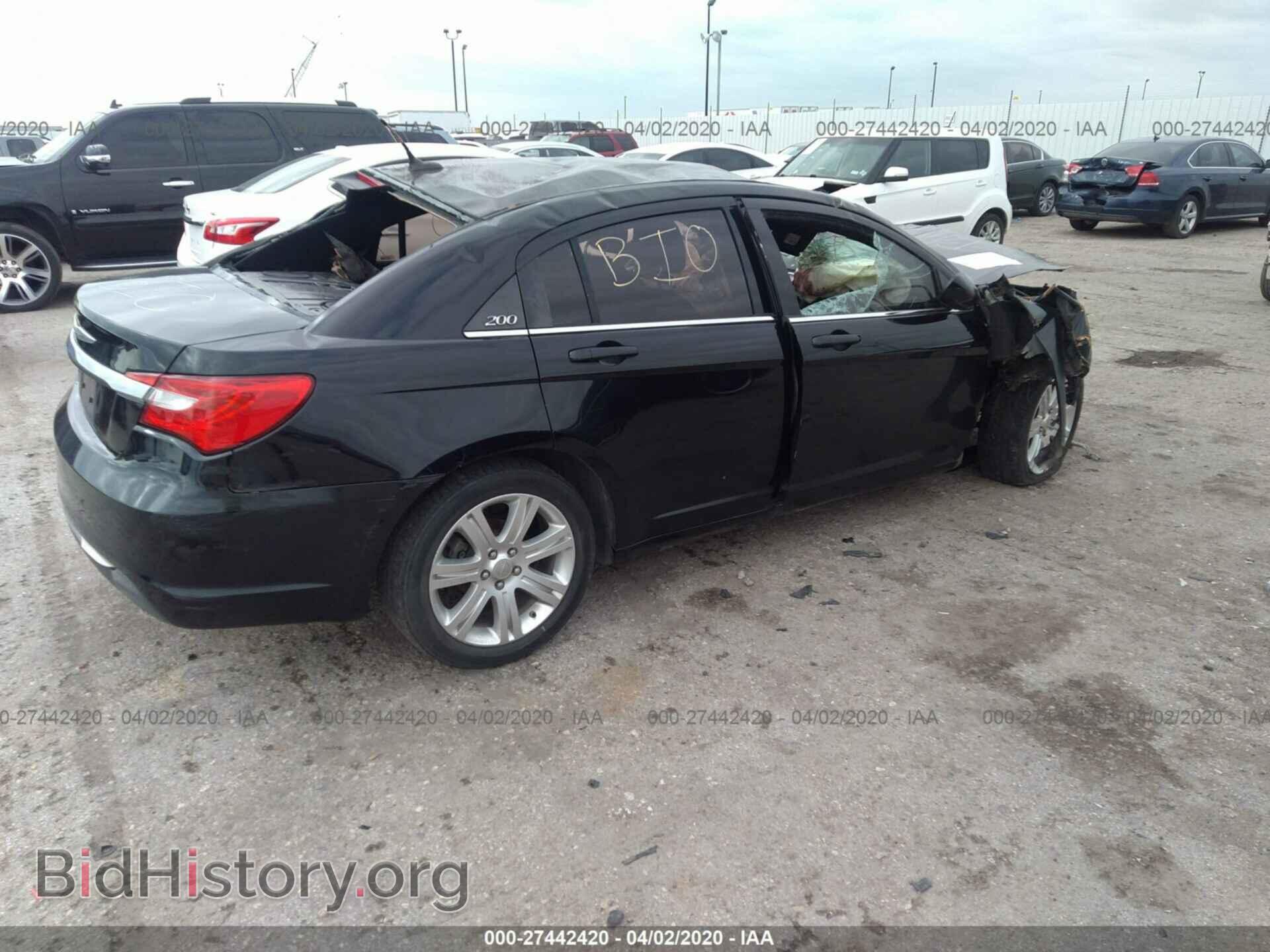 2012 CHRYSLER 200 - VIN: 1C3CCBBBXCN205755 - Фото 4