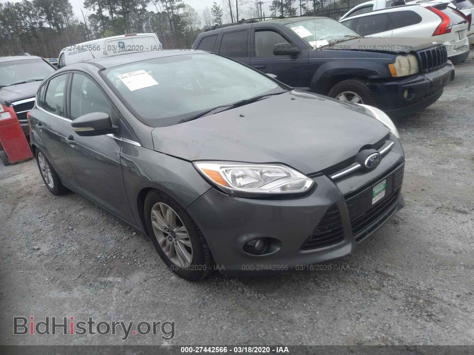 Photo 1FAHP3M2XCL358484 - FORD FOCUS 2012