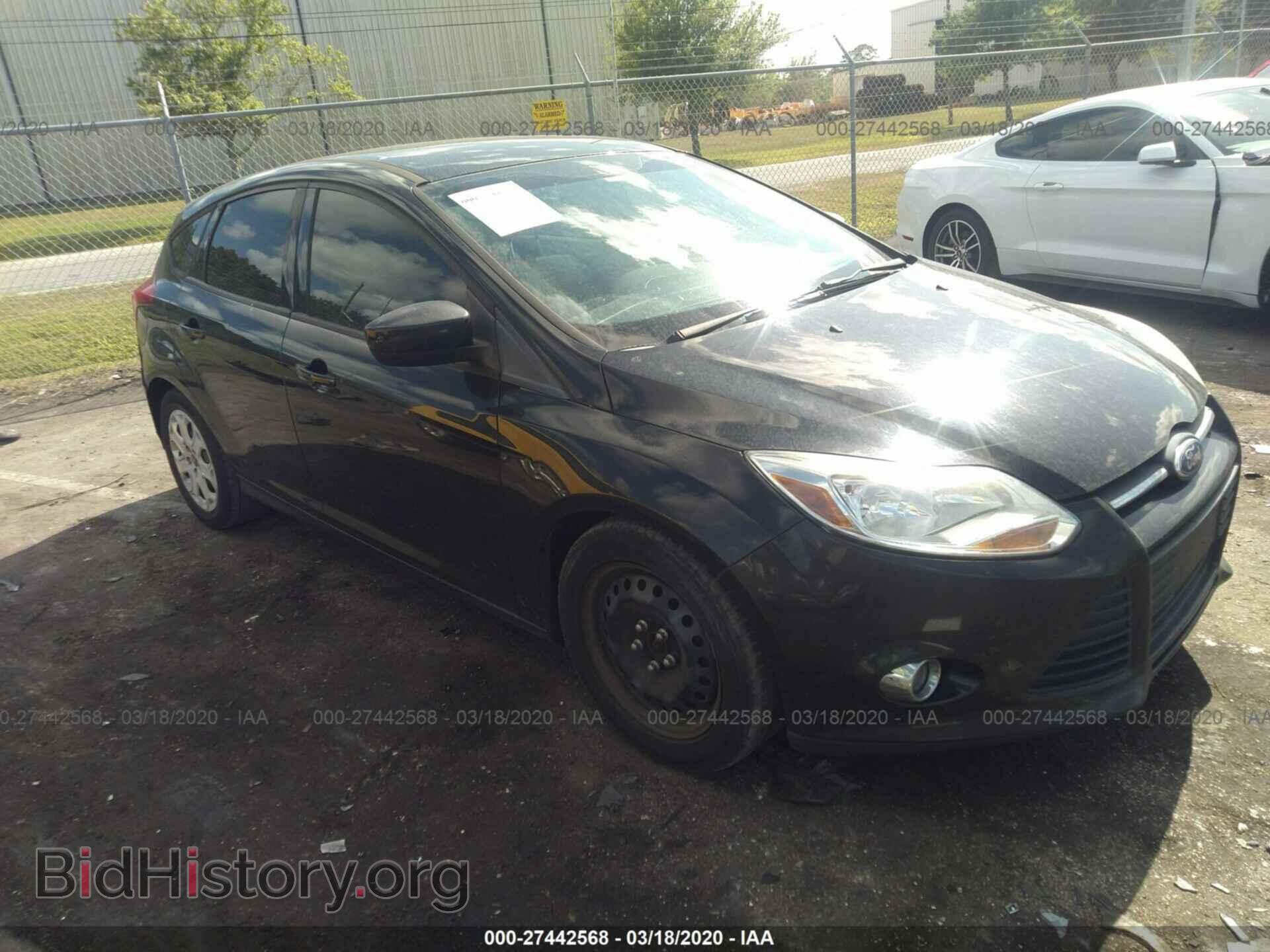 Photo 1FAHP3K27CL308841 - FORD FOCUS 2012