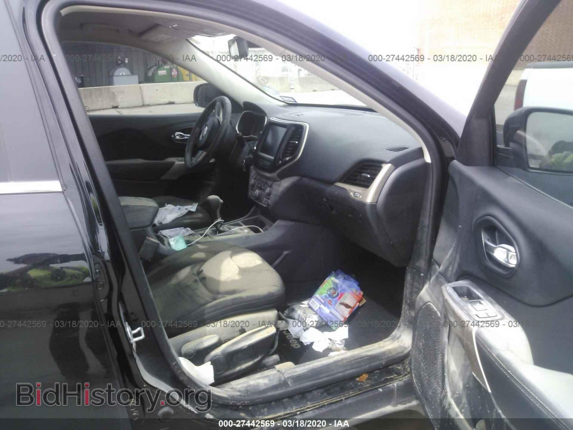 2017 JEEP CHEROKEE - VIN: 1C4PJLCB1HW642696 - Фото 5