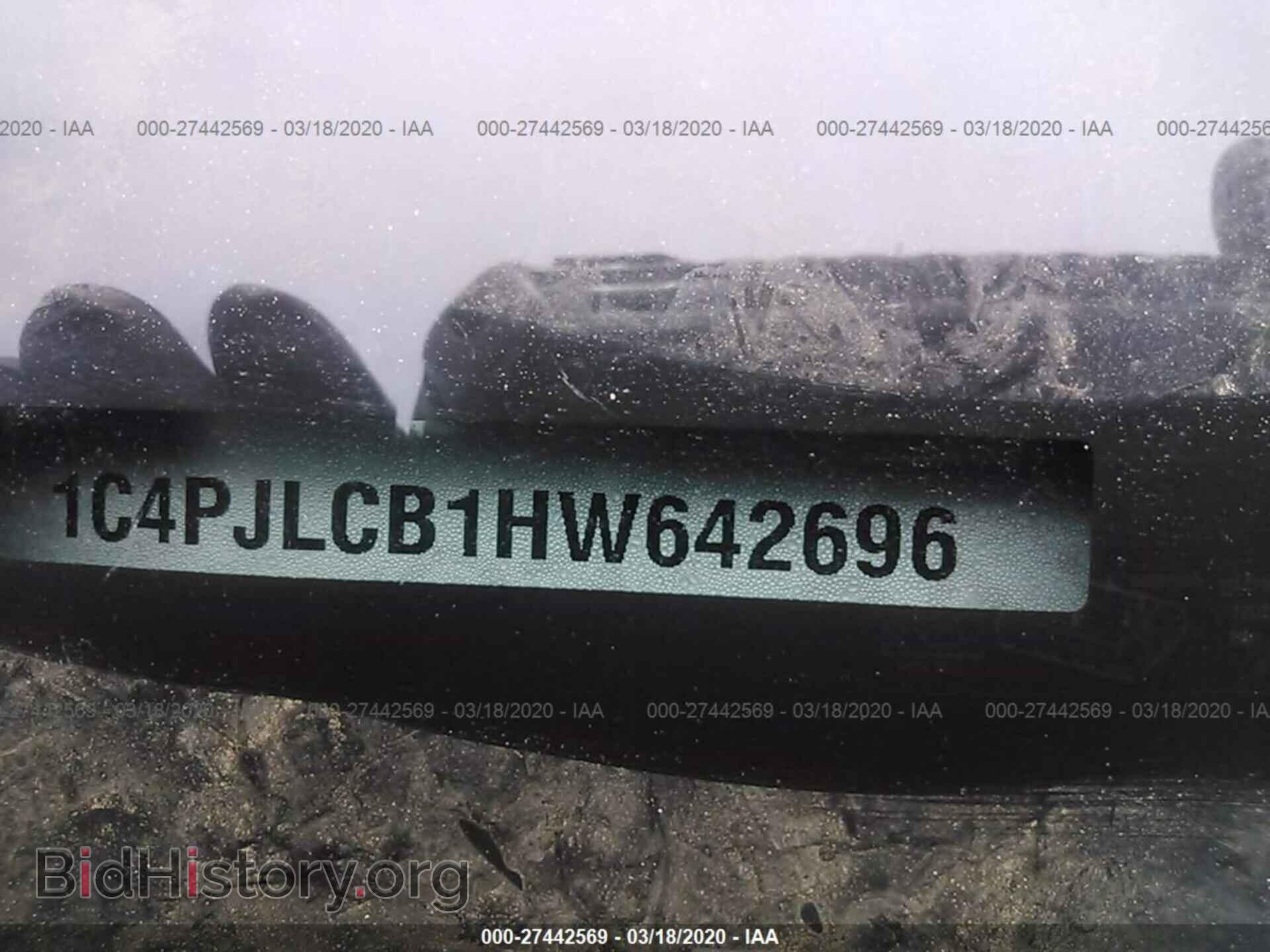 2017 JEEP CHEROKEE - VIN: 1C4PJLCB1HW642696 - Фото 9