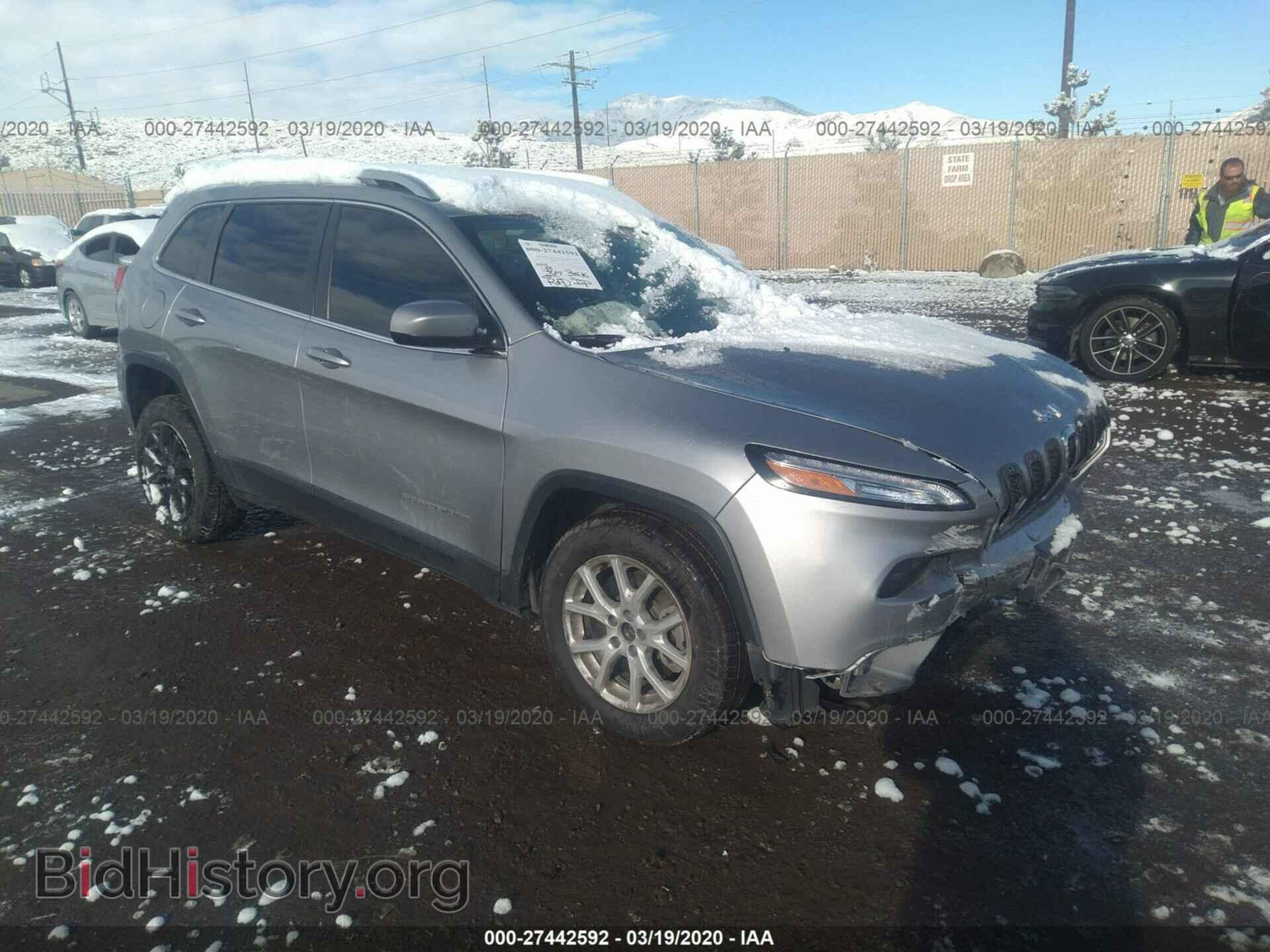 Photo 1C4PJLCB3HW541370 - JEEP CHEROKEE 2017