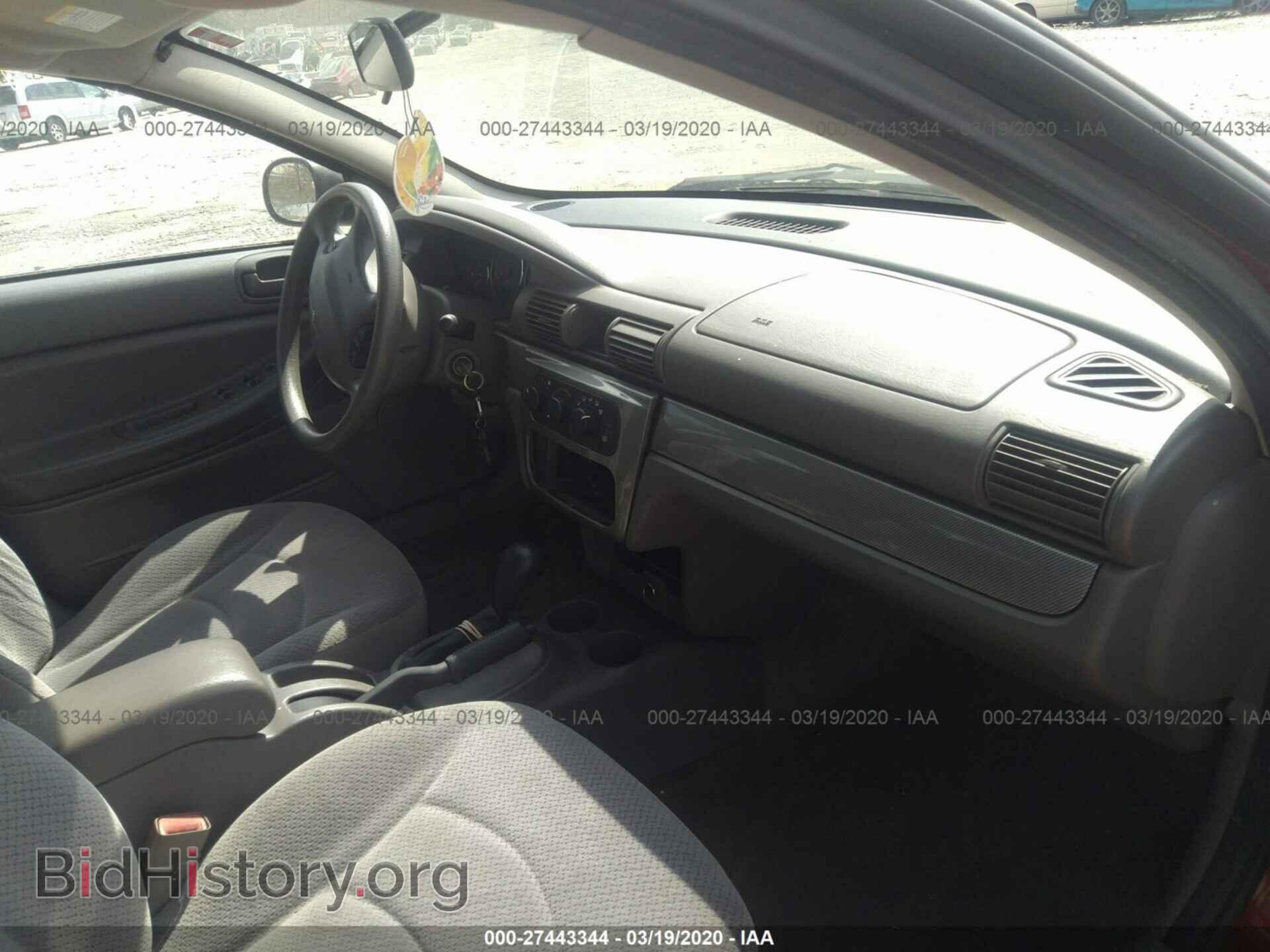 2004 CHRYSLER SEBRING - VIN: 1C3EL56R64N360046 - Фото 5
