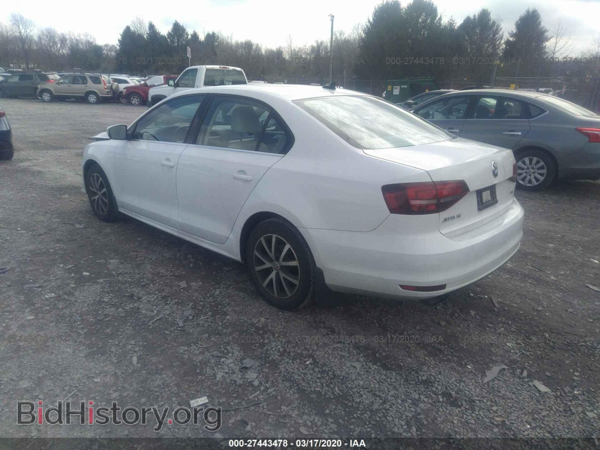 2017 VOLKSWAGEN JETTA - VIN: 3VWDB7AJ0HM203245 - Фото 3