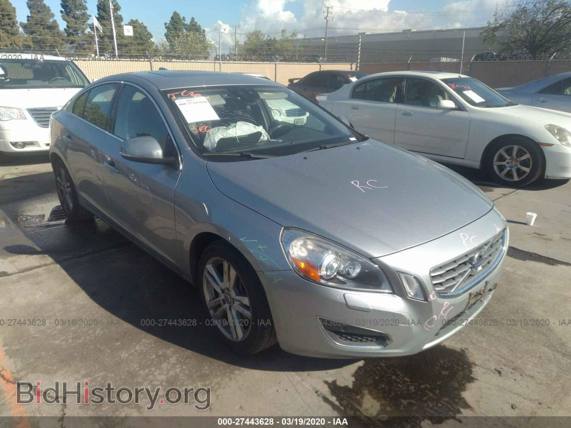 Photo YV1902FH1C2022432 - VOLVO S60 2012