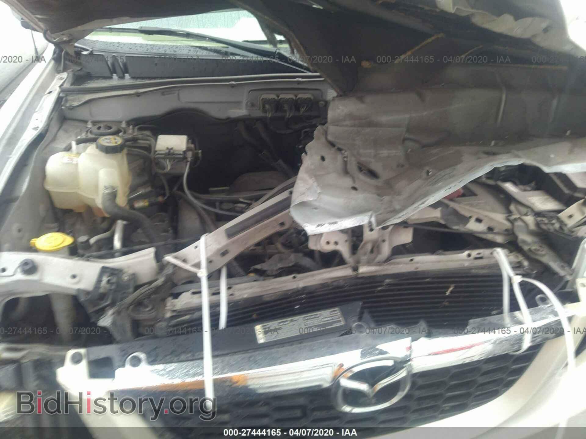 2008 MAZDA TRIBUTE - VIN: 4F2CZ02Z48KM02117 - Фото 10