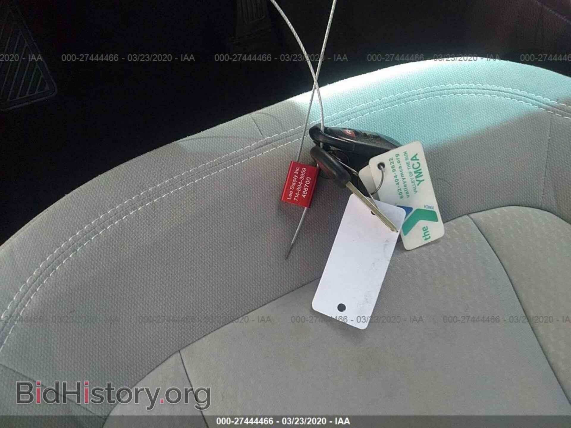 2011 KIA OPTIMA - VIN: KNAGM4A79B5118217 - Фото 11