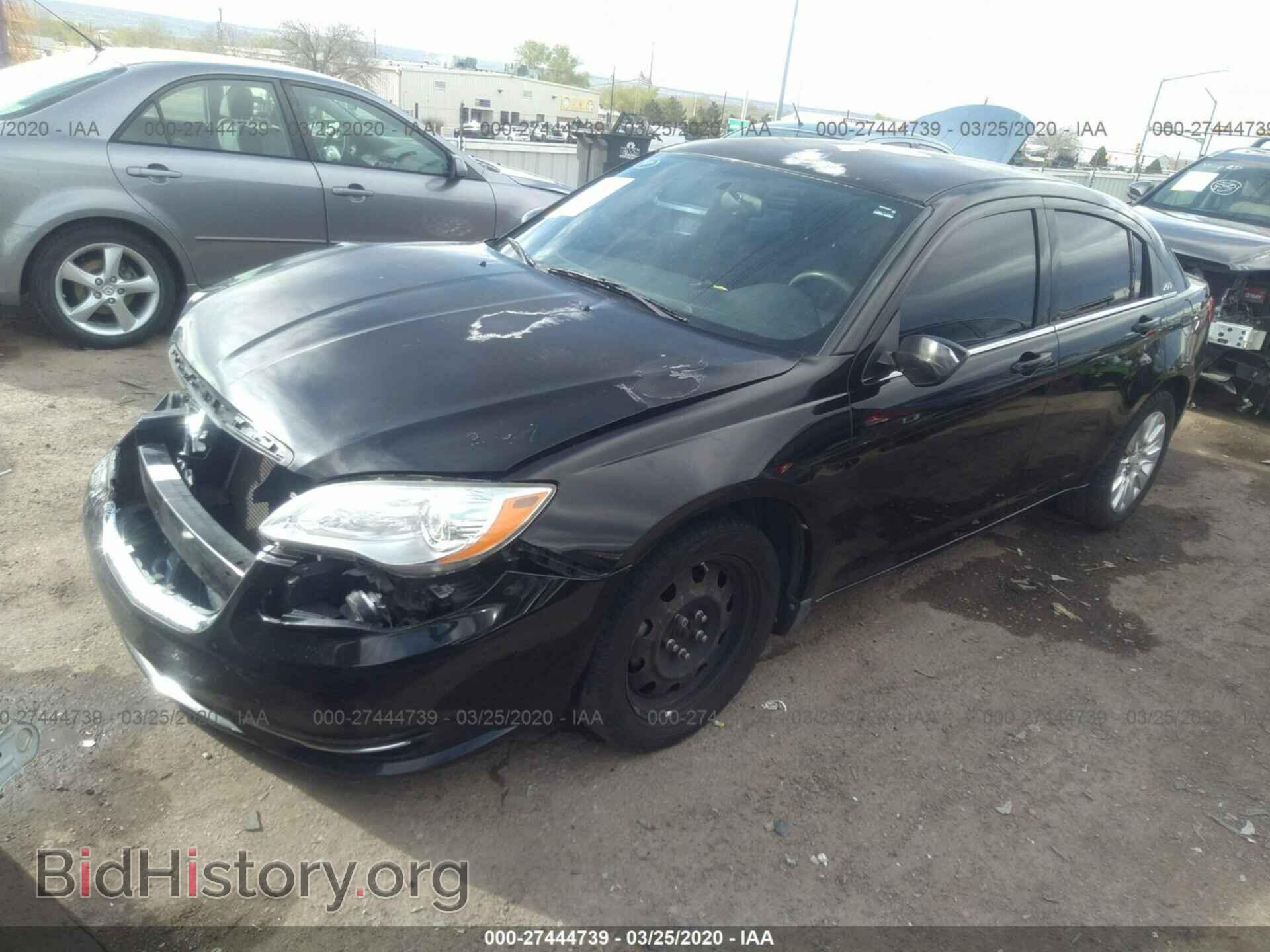 2011 CHRYSLER 200 - VIN: 1C3BC4FB4BN543250 - Photo 2