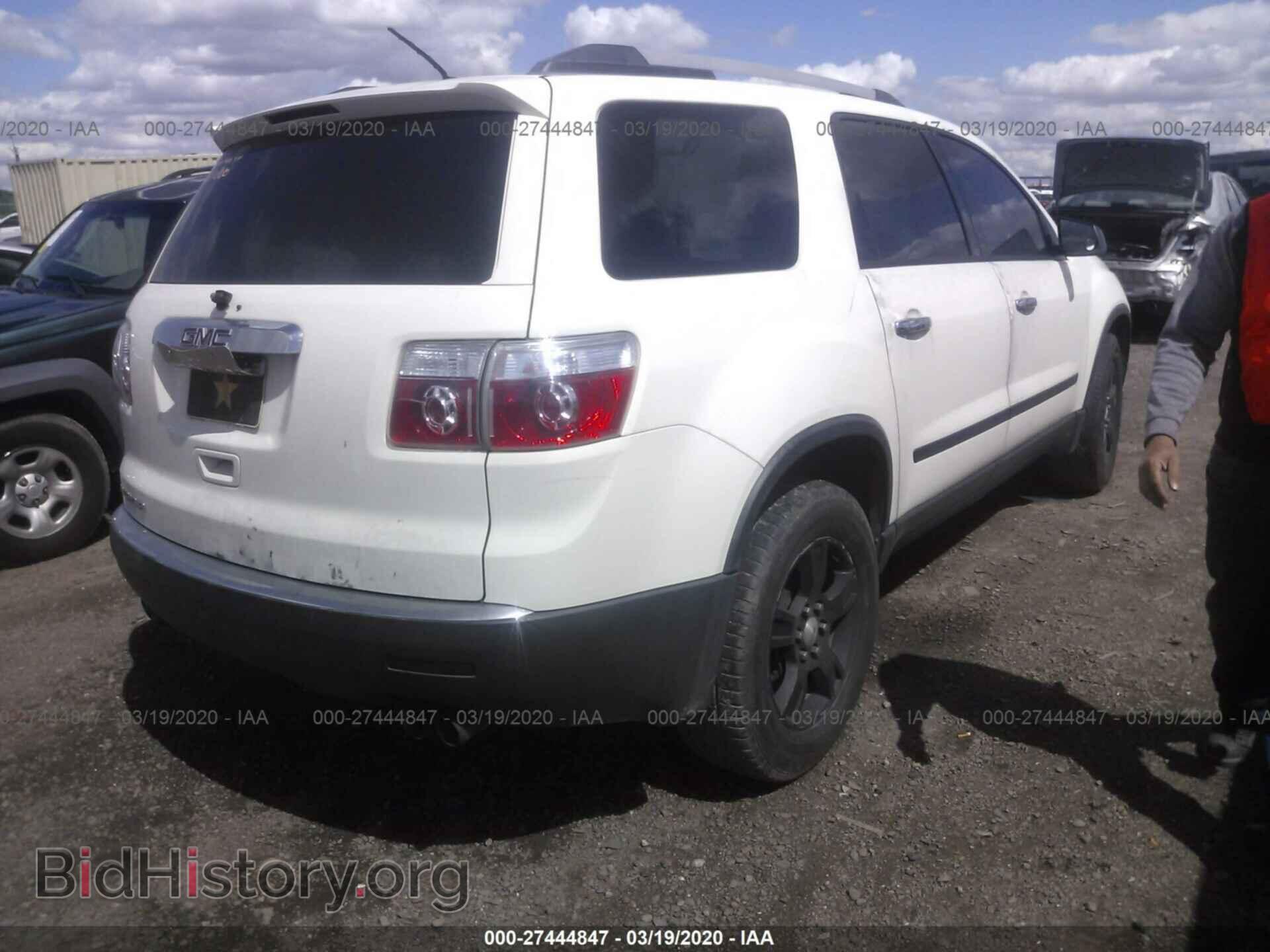 2011 GMC ACADIA - VIN: 1GKKRNED3BJ218829 - Фото 4
