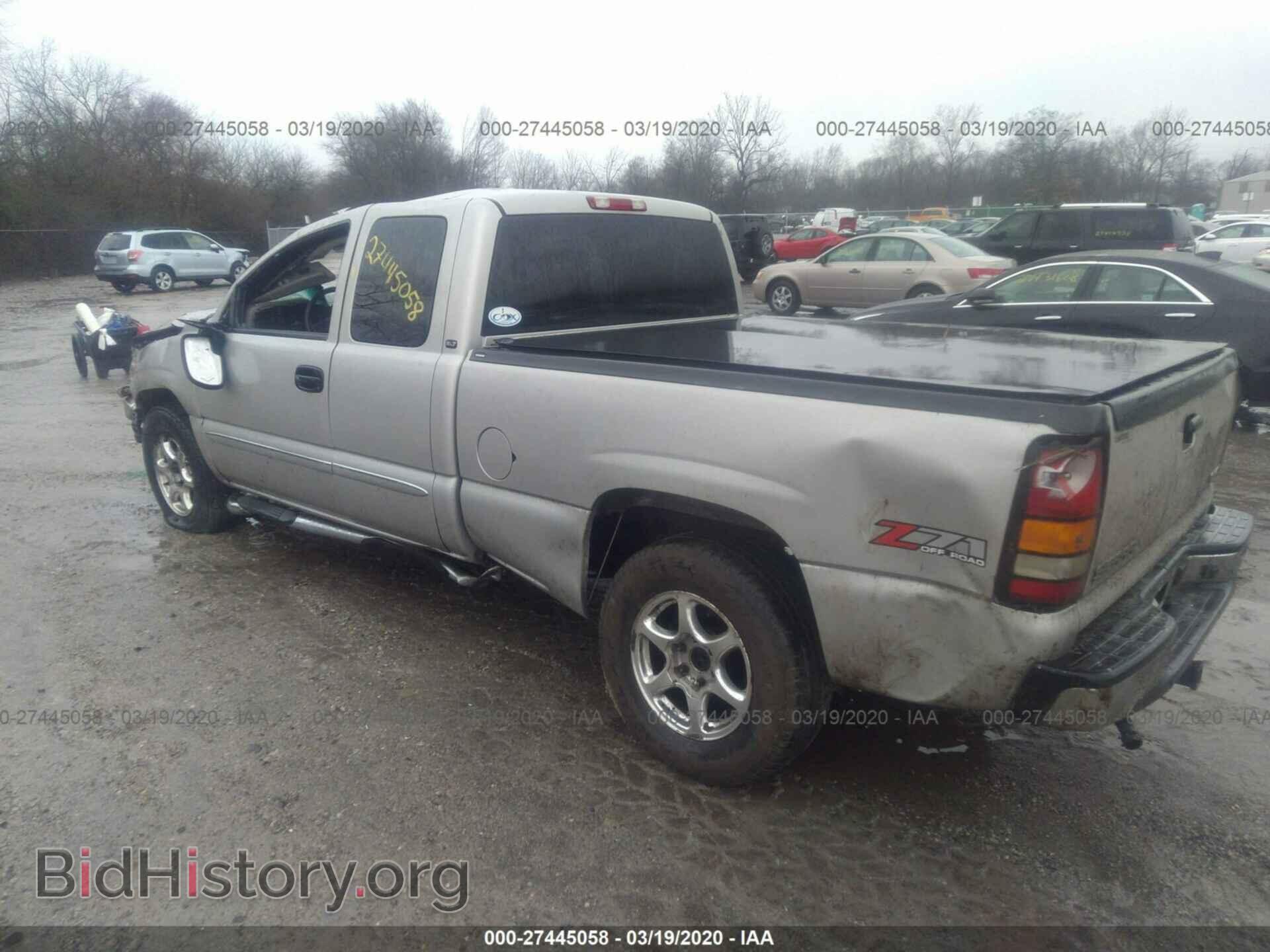 2004 GMC NEW SIERRA - VIN: 2GTEK19T741235542 - Фото 3