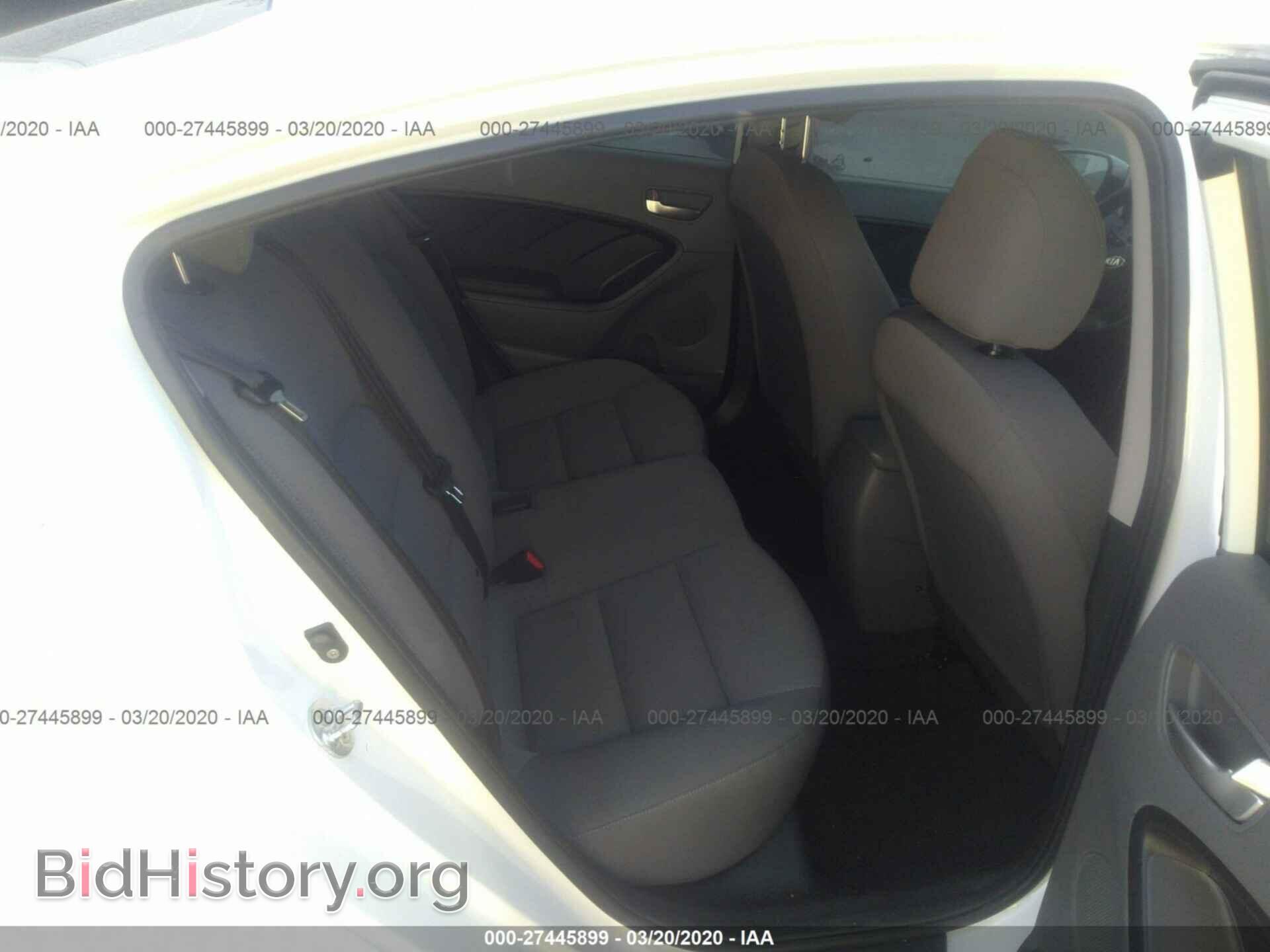 2017 KIA FORTE - VIN: 3KPFK4A79HE100558 - Photo 8
