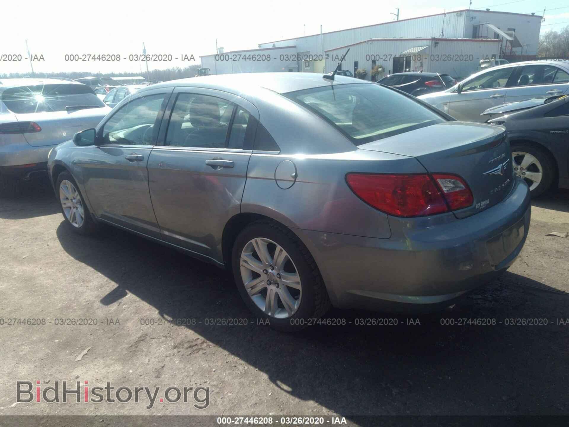 2010 CHRYSLER SEBRING - VIN: 1C3CC5FVXAN111829 - Фото 3