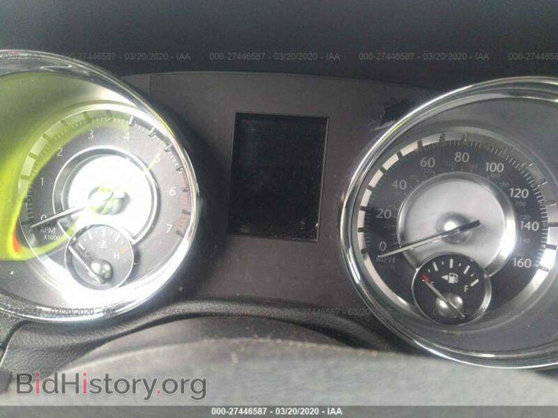 2012 Chrysler 300C (VIN 2C3CCAET8CH174450) — photo 7 of 10