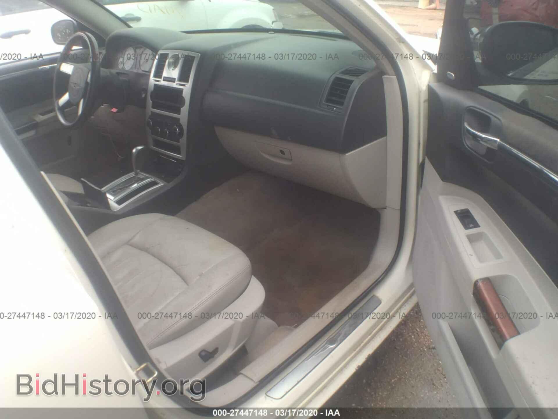 2006 CHRYSLER 300C - VIN: 2C3KA63H86H501155 - Photo 5