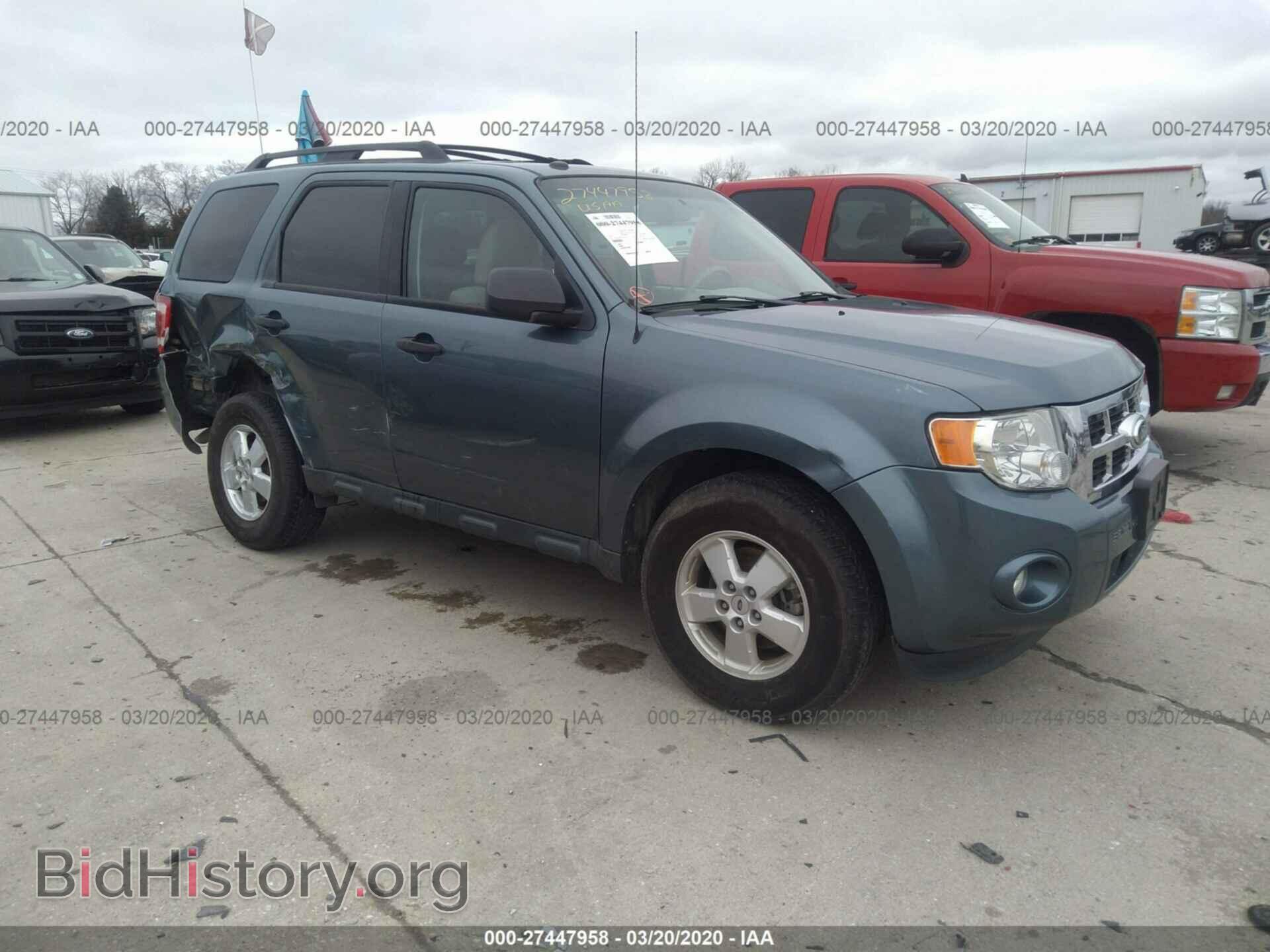 Фотография 1FMCU0D74BKA55773 - FORD ESCAPE 2011