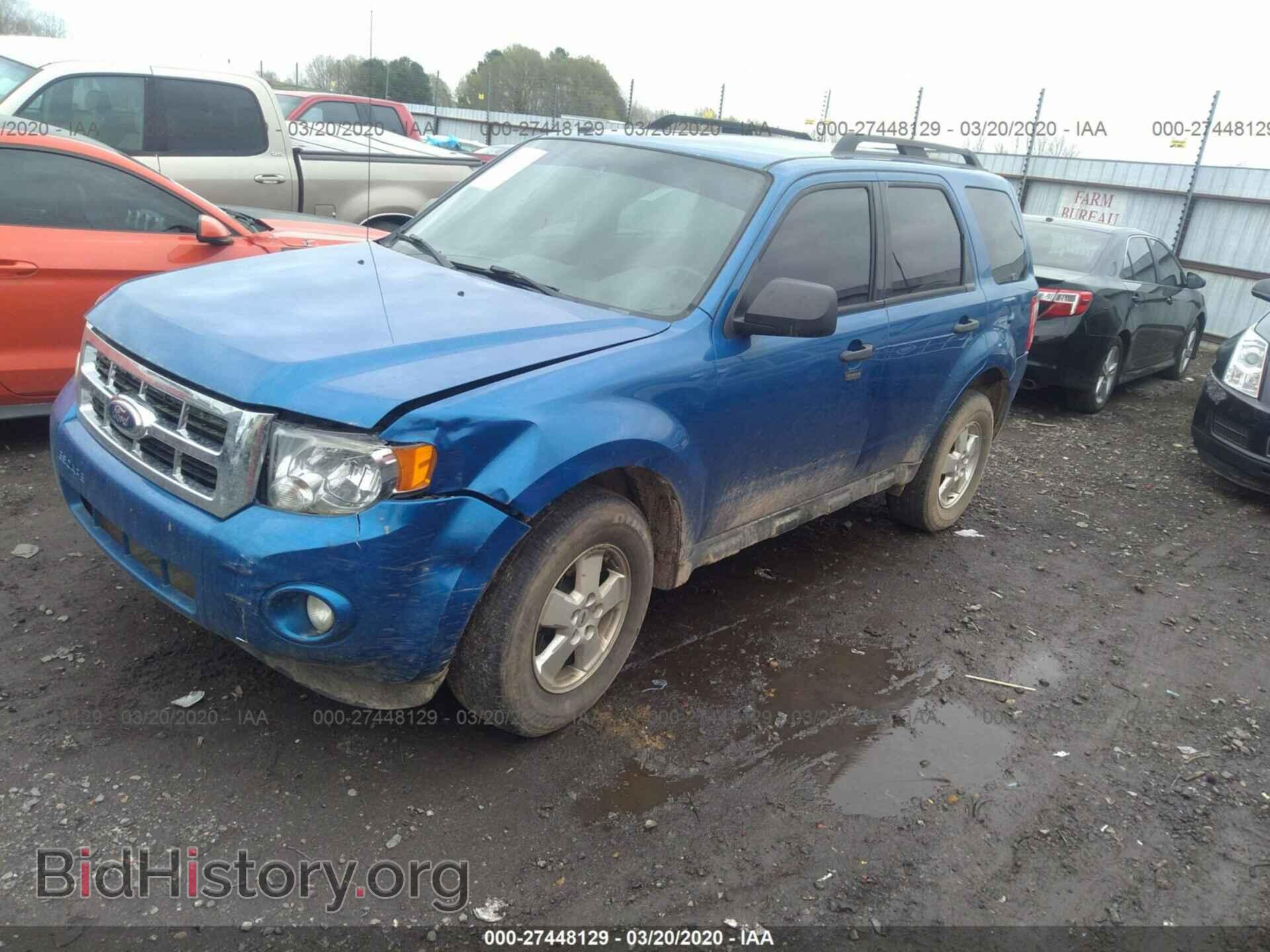 2011 FORD ESCAPE - VIN: 1FMCU0D72BKB09989 - Фото 2