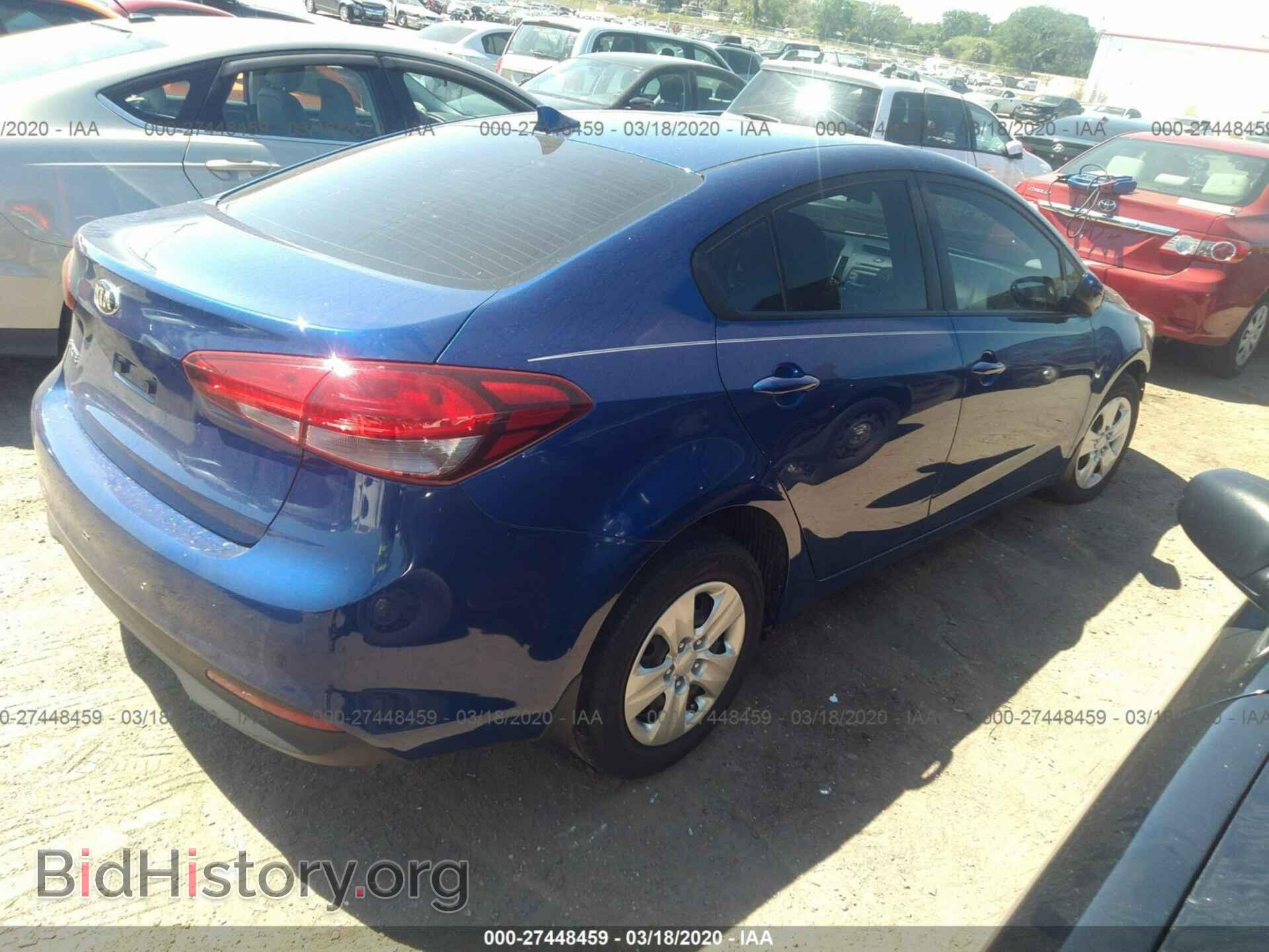 2017 KIA FORTE - VIN: 3KPFK4A70HE035888 - Photo 4