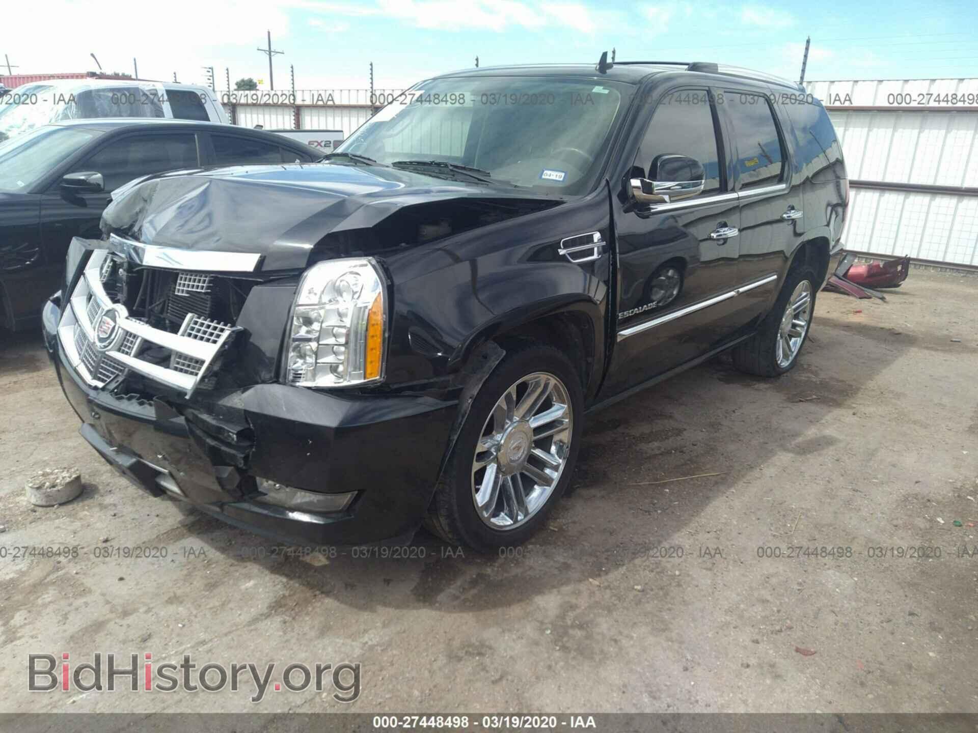 2011 CADILLAC ESCALADE - VIN: 1GYS4DEFXBR294842 - Фото 2