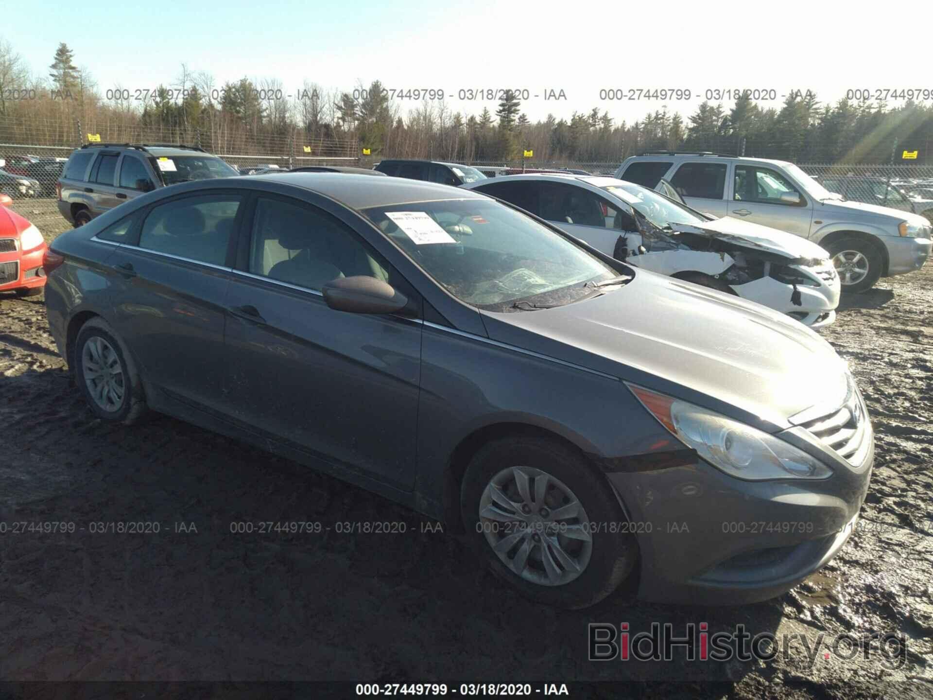 Photo 5NPEB4AC3BH062773 - HYUNDAI SONATA 2011