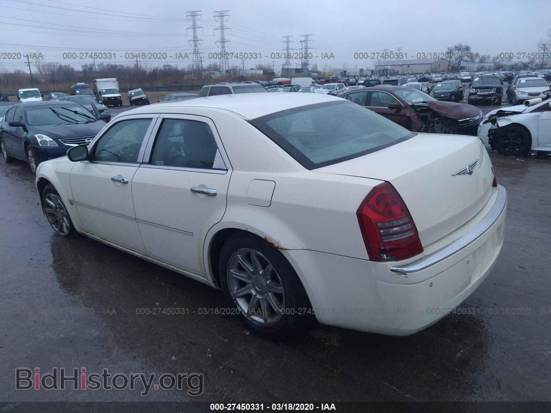 2006 CHRYSLER 300C - VIN: 2C3LA63H86H170825 - Фото 3