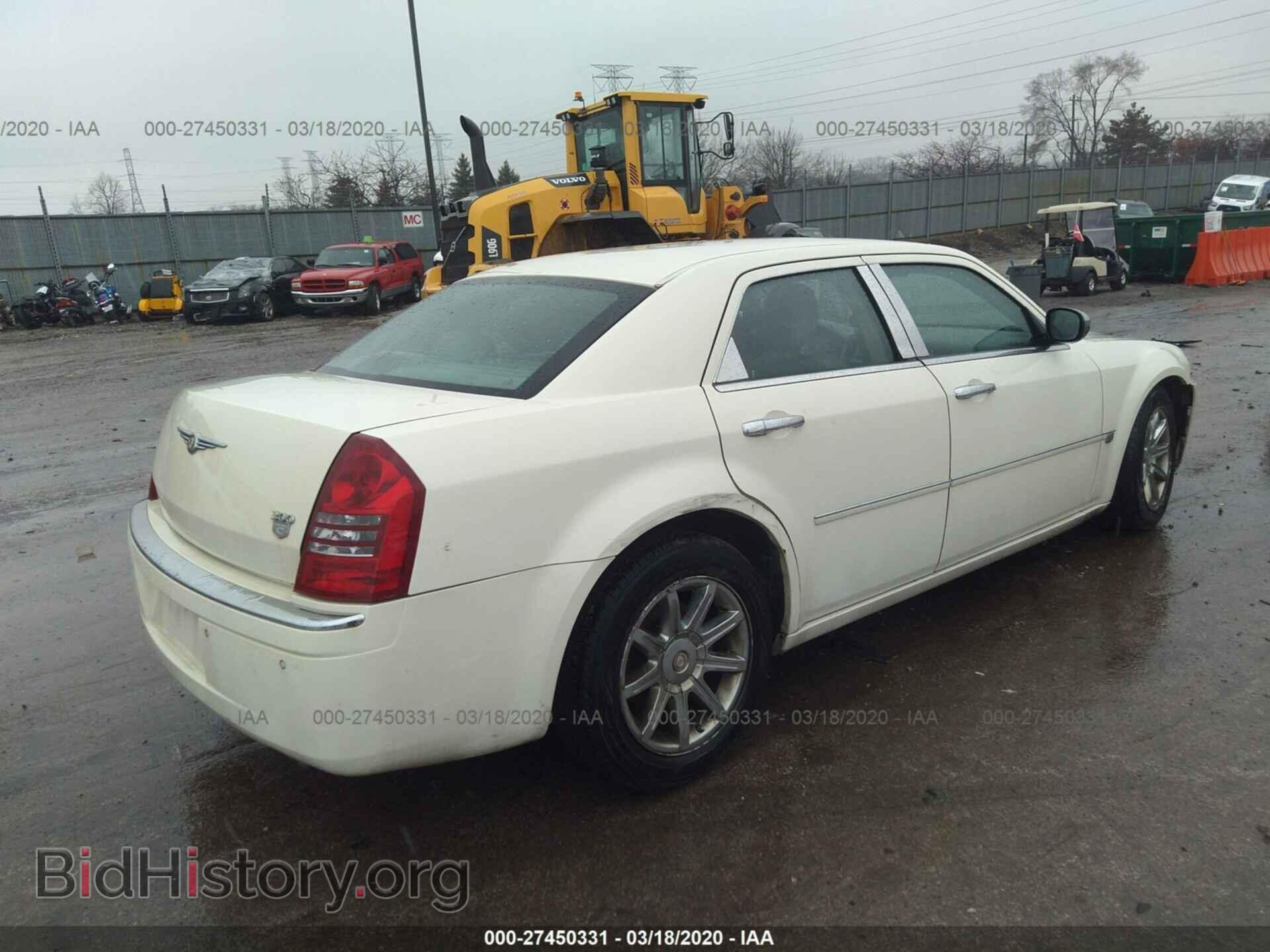 2006 CHRYSLER 300C - VIN: 2C3LA63H86H170825 - Фото 4