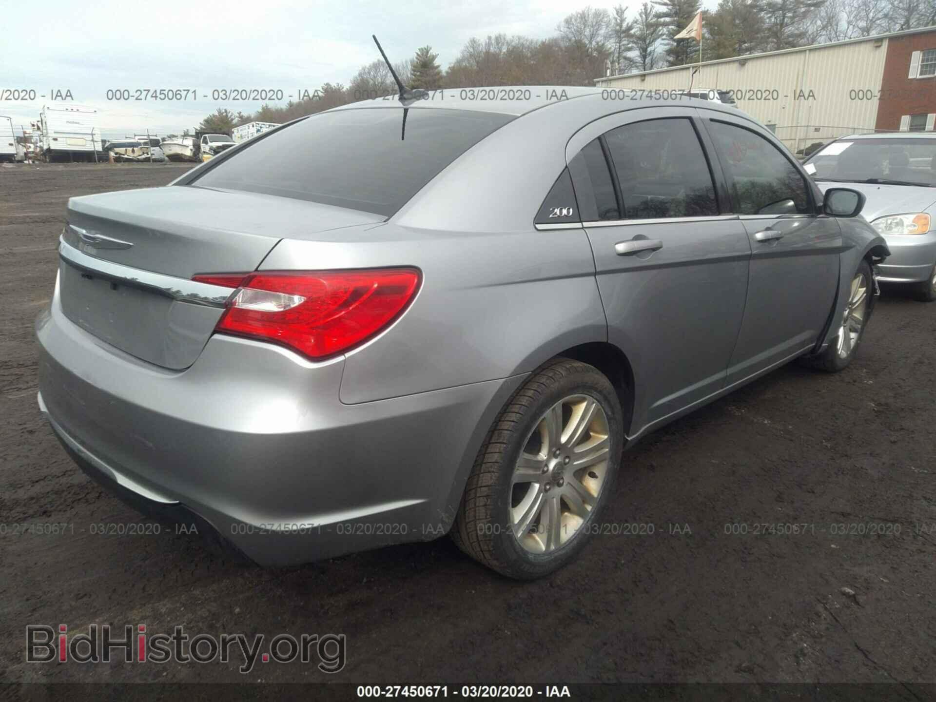2013 CHRYSLER 200 - VIN: 1C3CCBAB4DN705056 - Photo 4