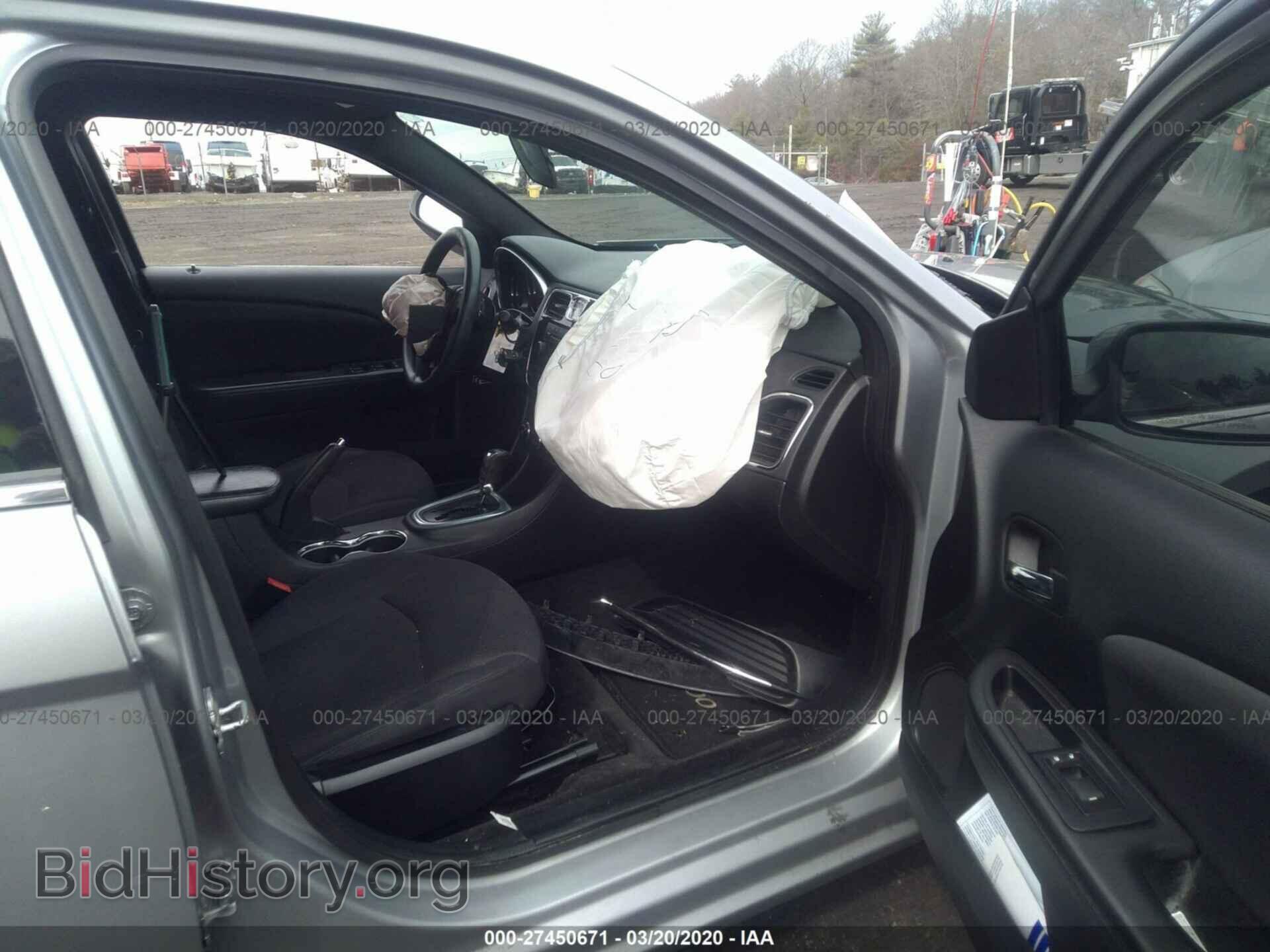 2013 CHRYSLER 200 - VIN: 1C3CCBAB4DN705056 - Photo 5
