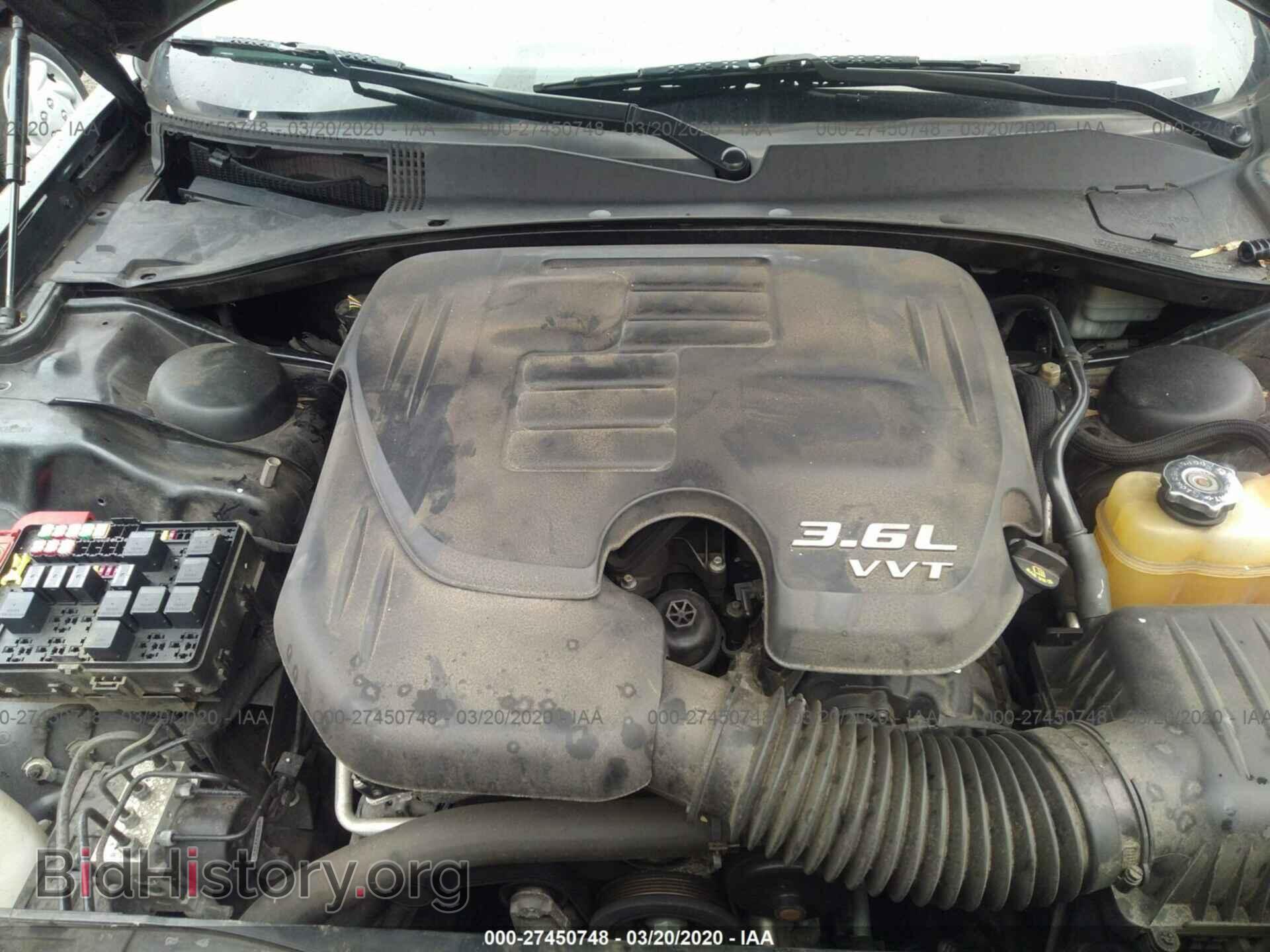 2014 CHRYSLER 300 - VIN: 2C3CCABG7EH221901 - Фото 10