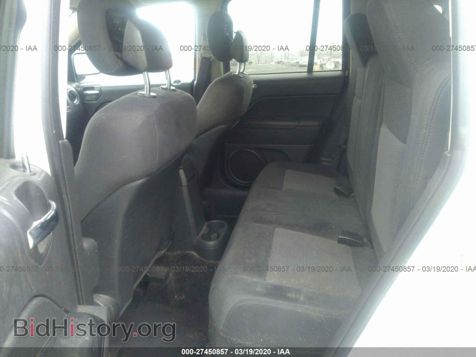 2012 JEEP COMPASS - VIN: 1C4NJCEA1CD666416 - Photo 8