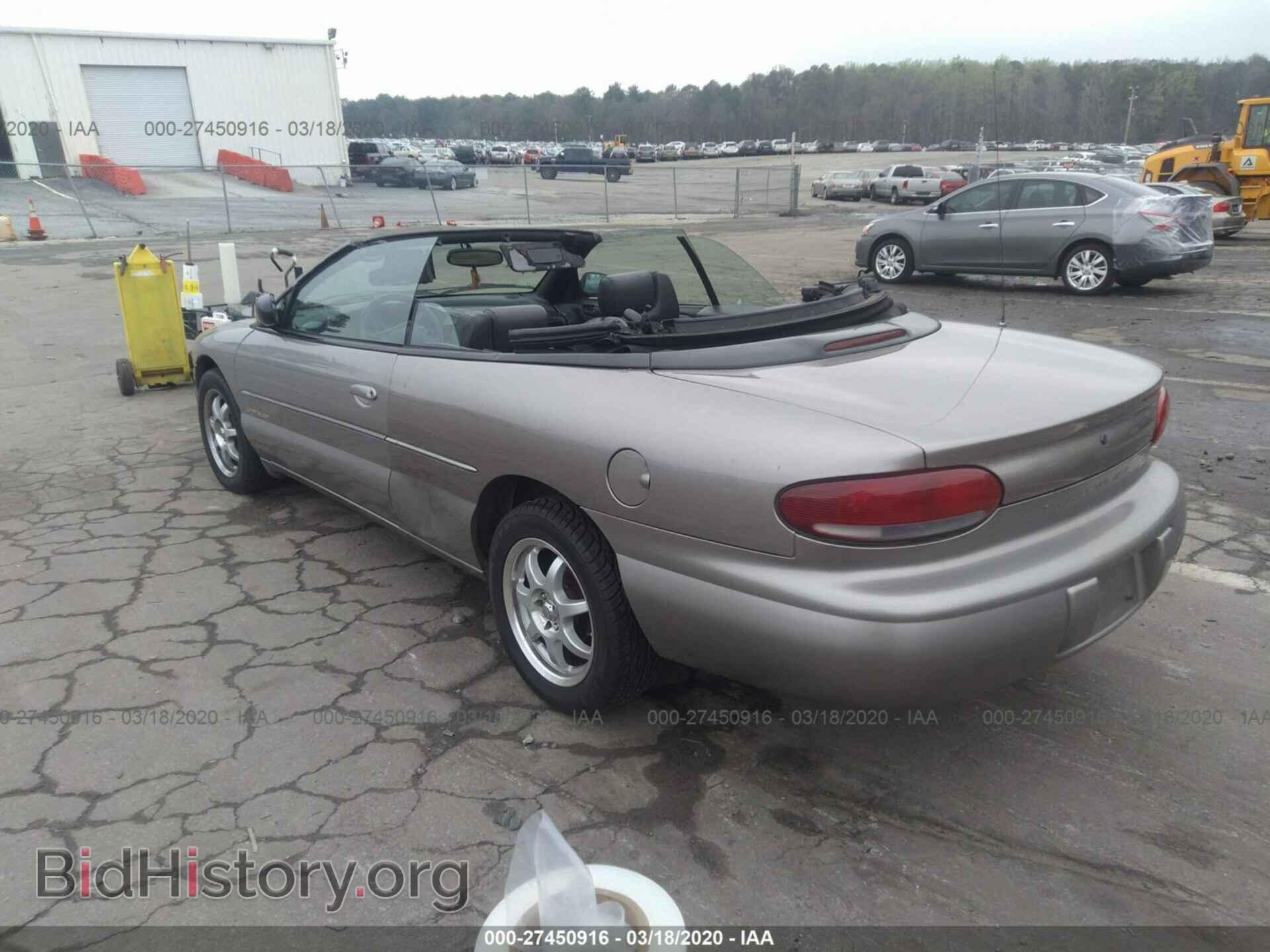 1998 CHRYSLER SEBRING - VIN: 3C3EL55H0WT235362 - Фото 3
