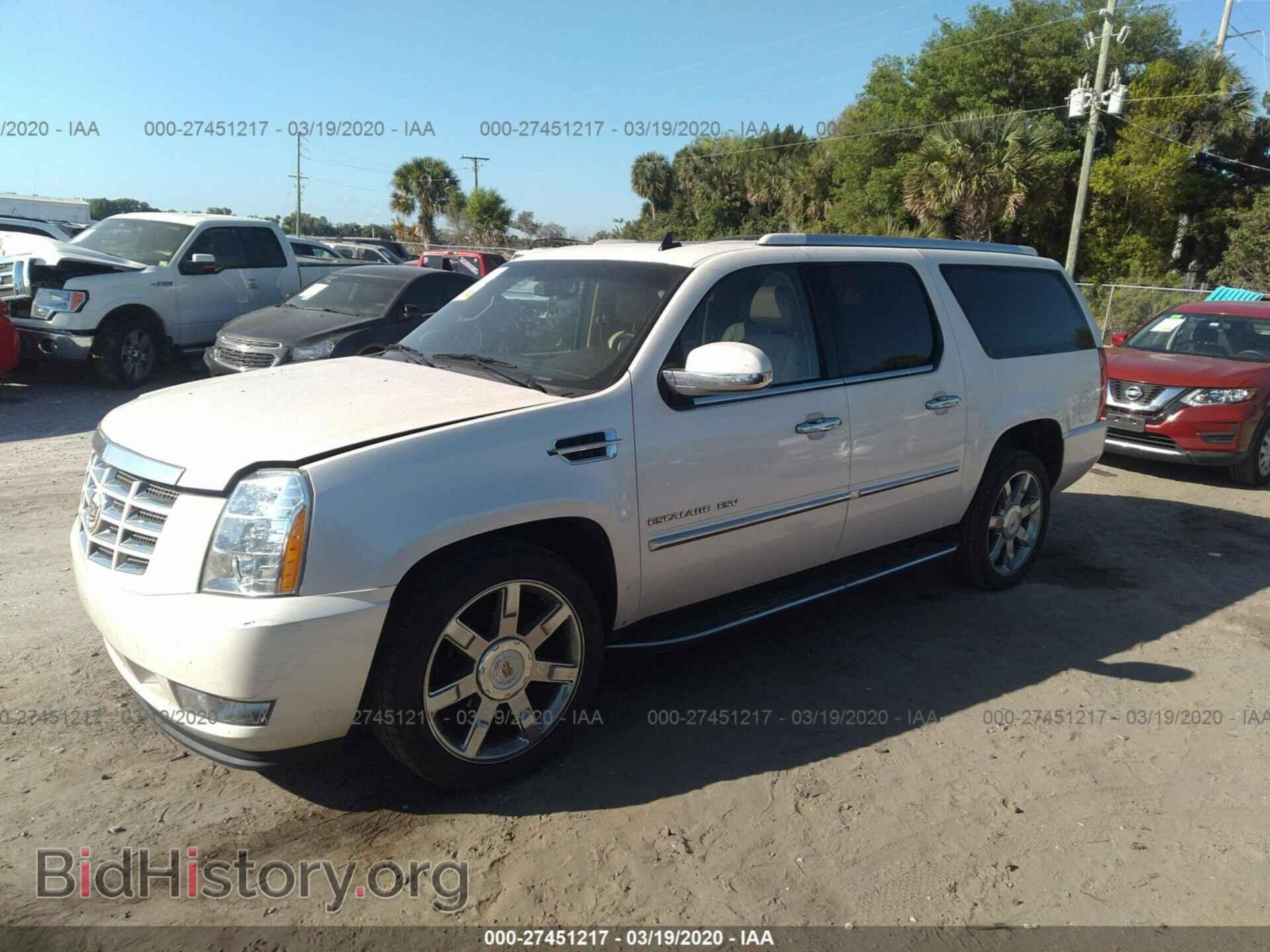 2012 CADILLAC ESCALADE - VIN: 1GYS3HEFXCR196759 - Фото 2