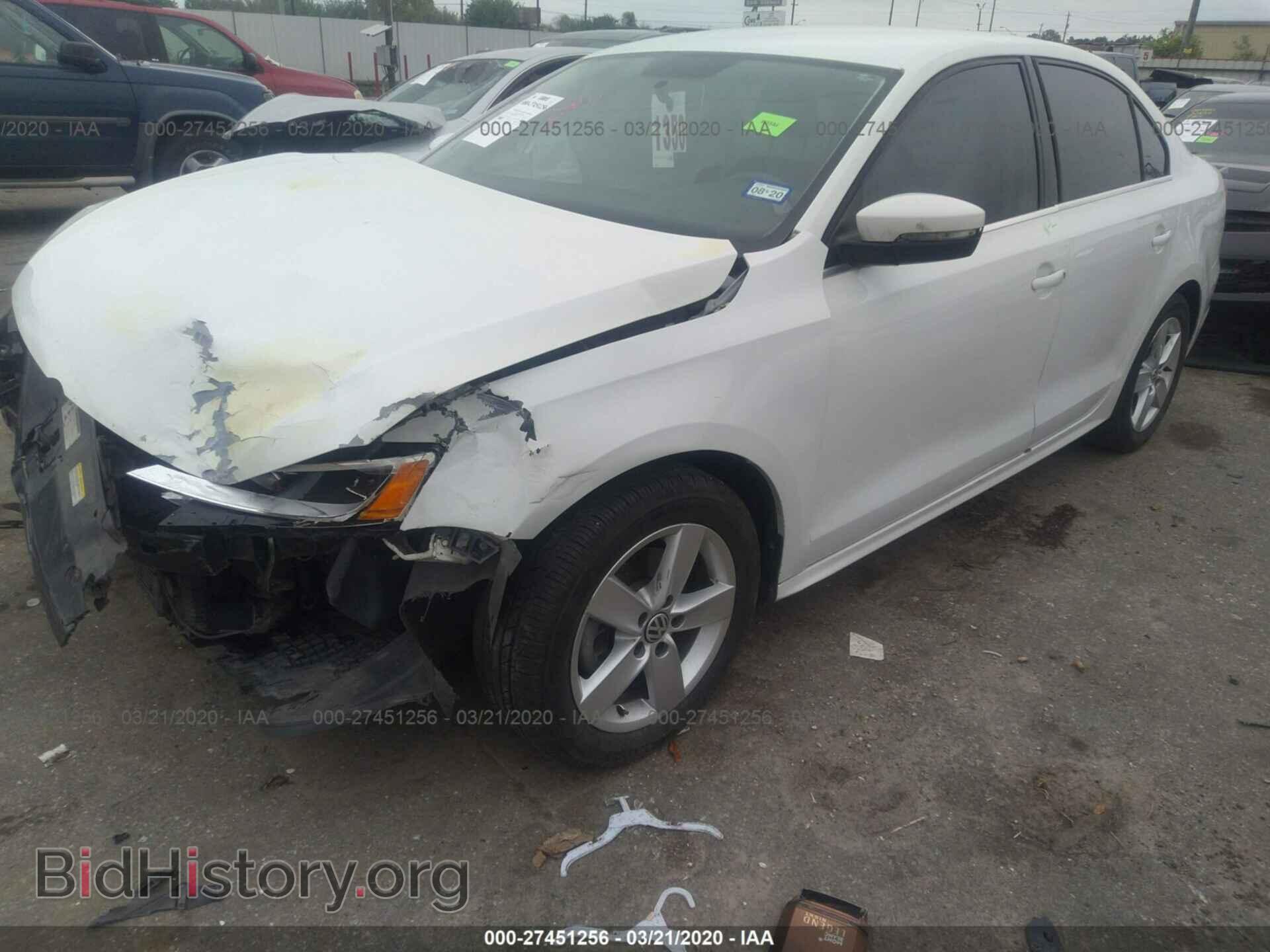 2014 VOLKSWAGEN JETTA - VIN: 3VWLL7AJ5EM300087 - Фото 2