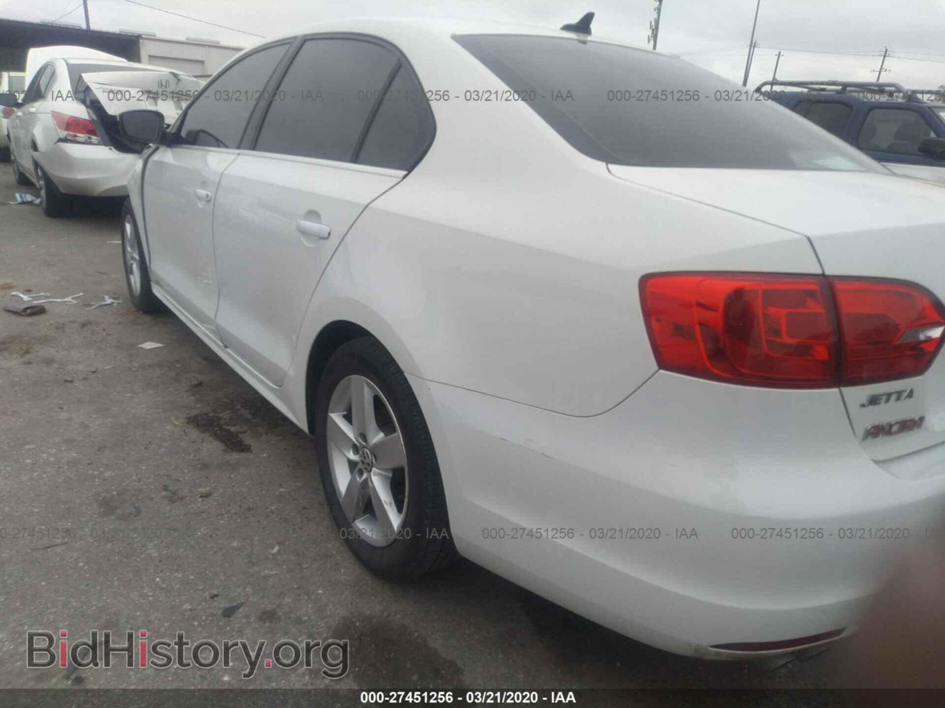 2014 VOLKSWAGEN JETTA - VIN: 3VWLL7AJ5EM300087 - Фото 3