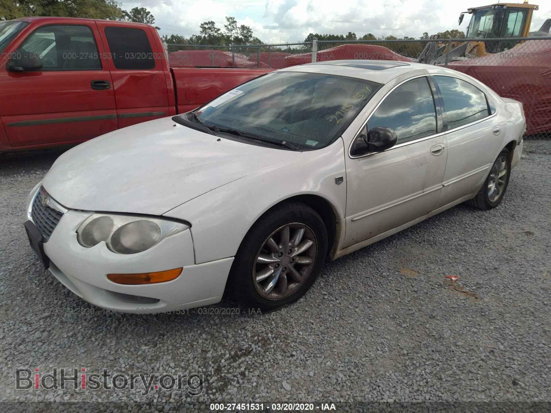 2003 CHRYSLER 300M - VIN: 2C3HE66G53H573976 - Фото 2