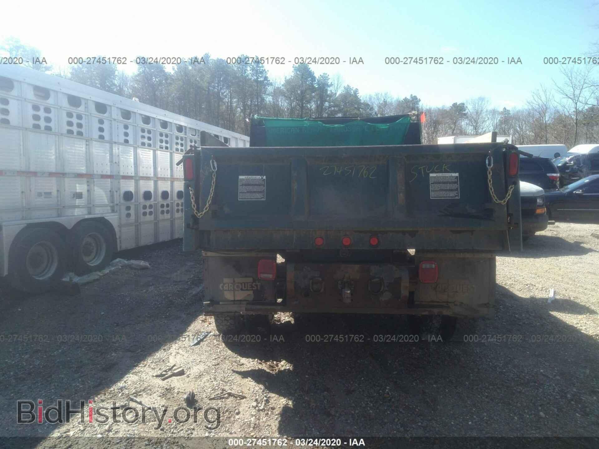 2003 GMC C4500 (VIN 1GDE4E11X3F505782) — фото 8 из 11